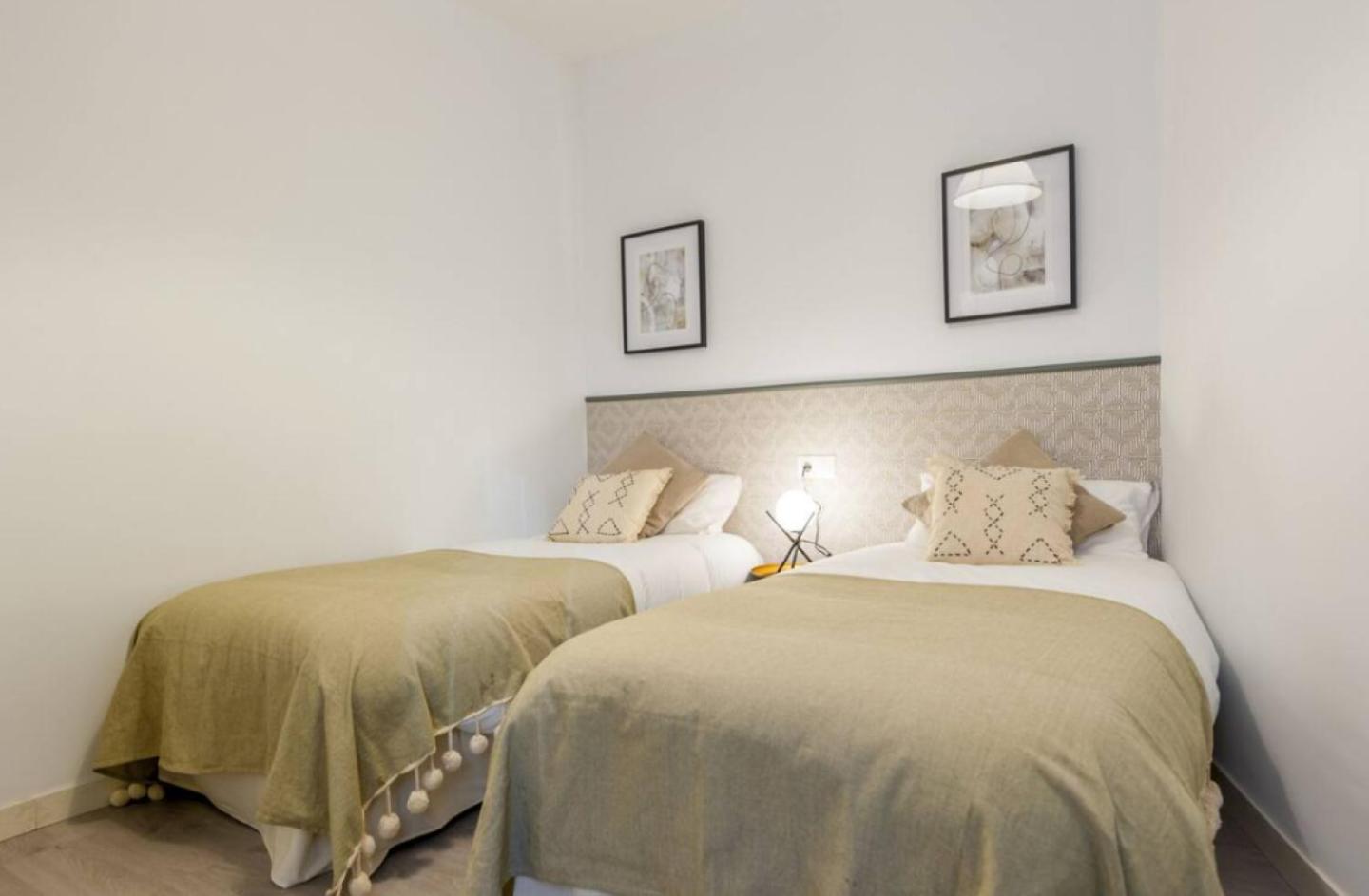 Chic Atocha Loft - Perfect Location And Style Apartment Madrid