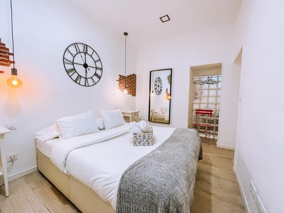 Fee4me. Amazing In The Heart Of Lavapies