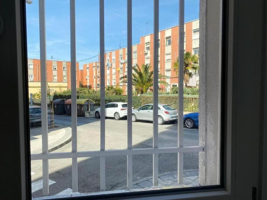 Beautiful In Puente De Vallecas - Atocha Apartment Madrid