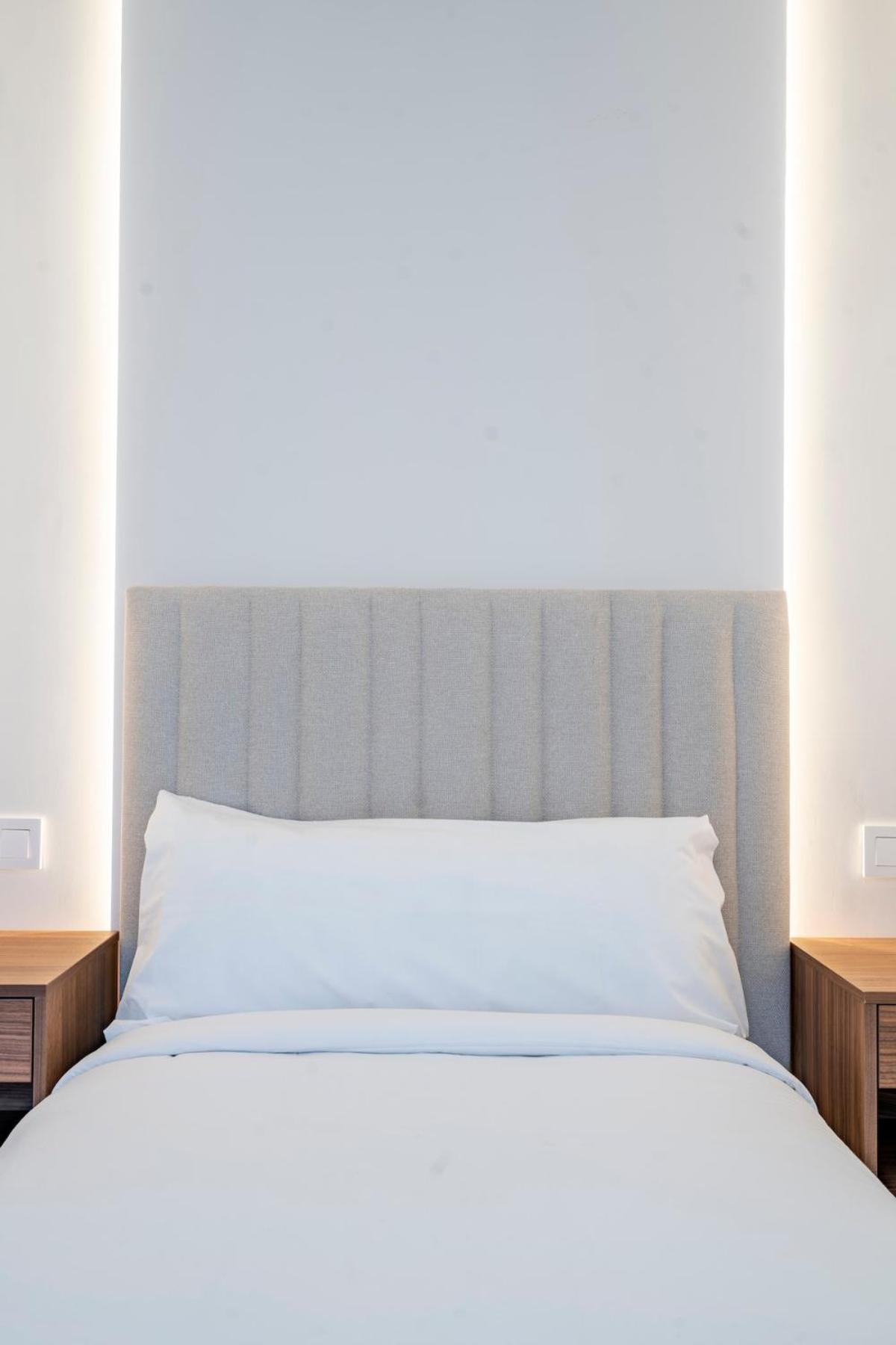 F132 Brand New Design - Feria Apartment