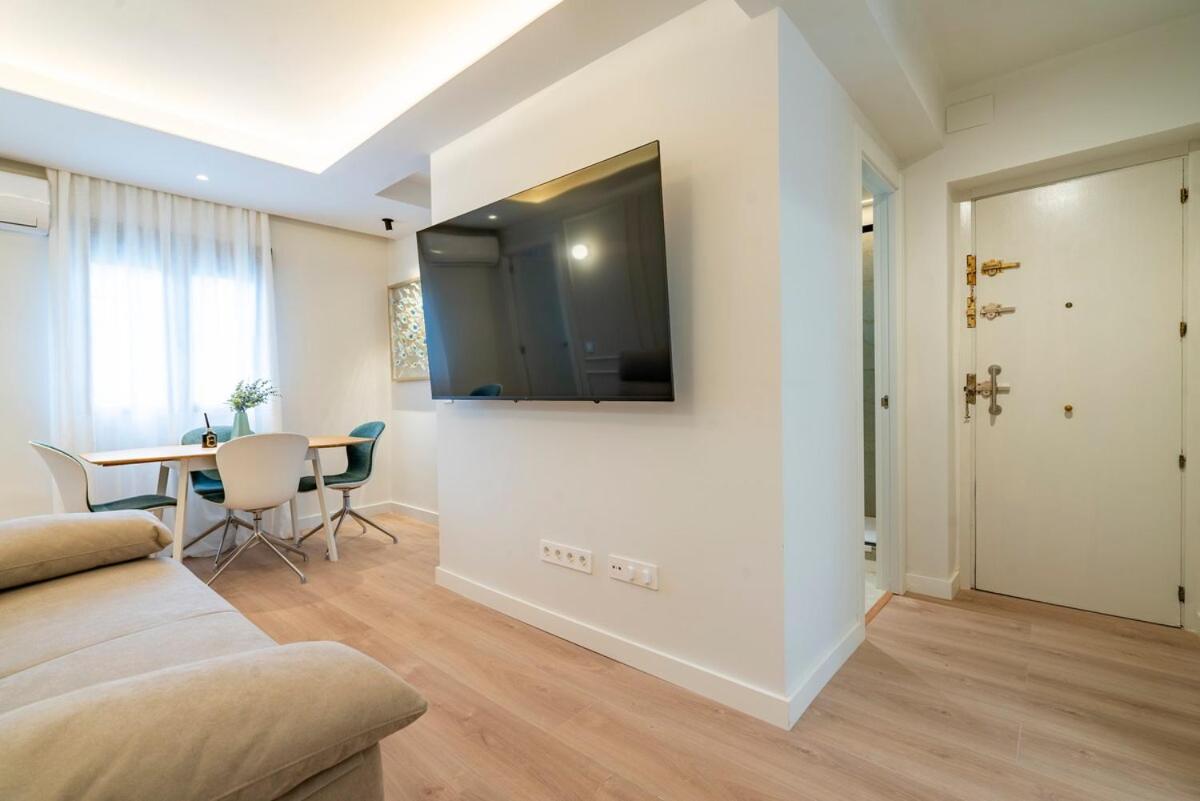 Apartment F132 Brand New Design - Feria *