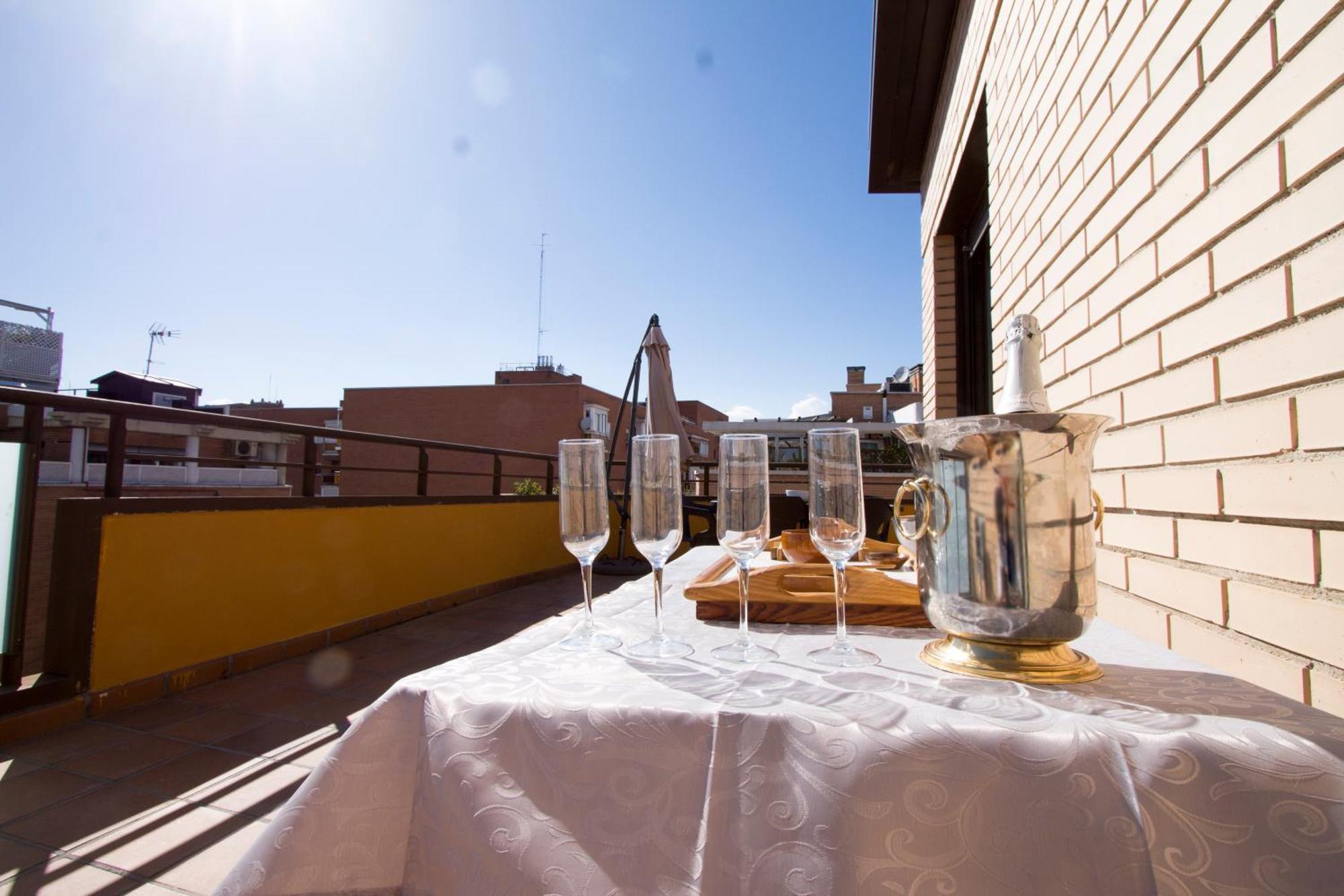 Adelfas Apartment *