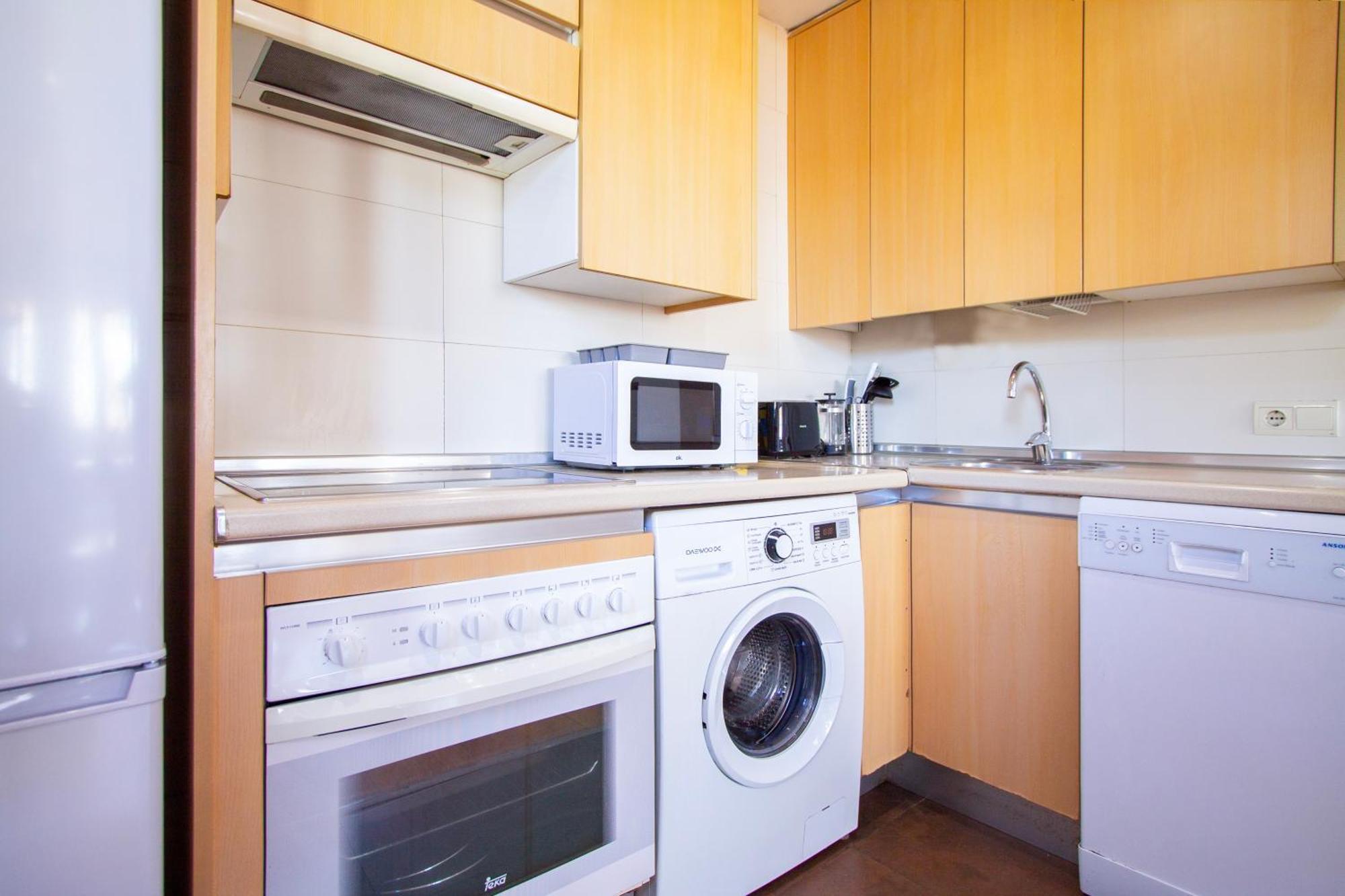 Apartment Adelfas Madrid
