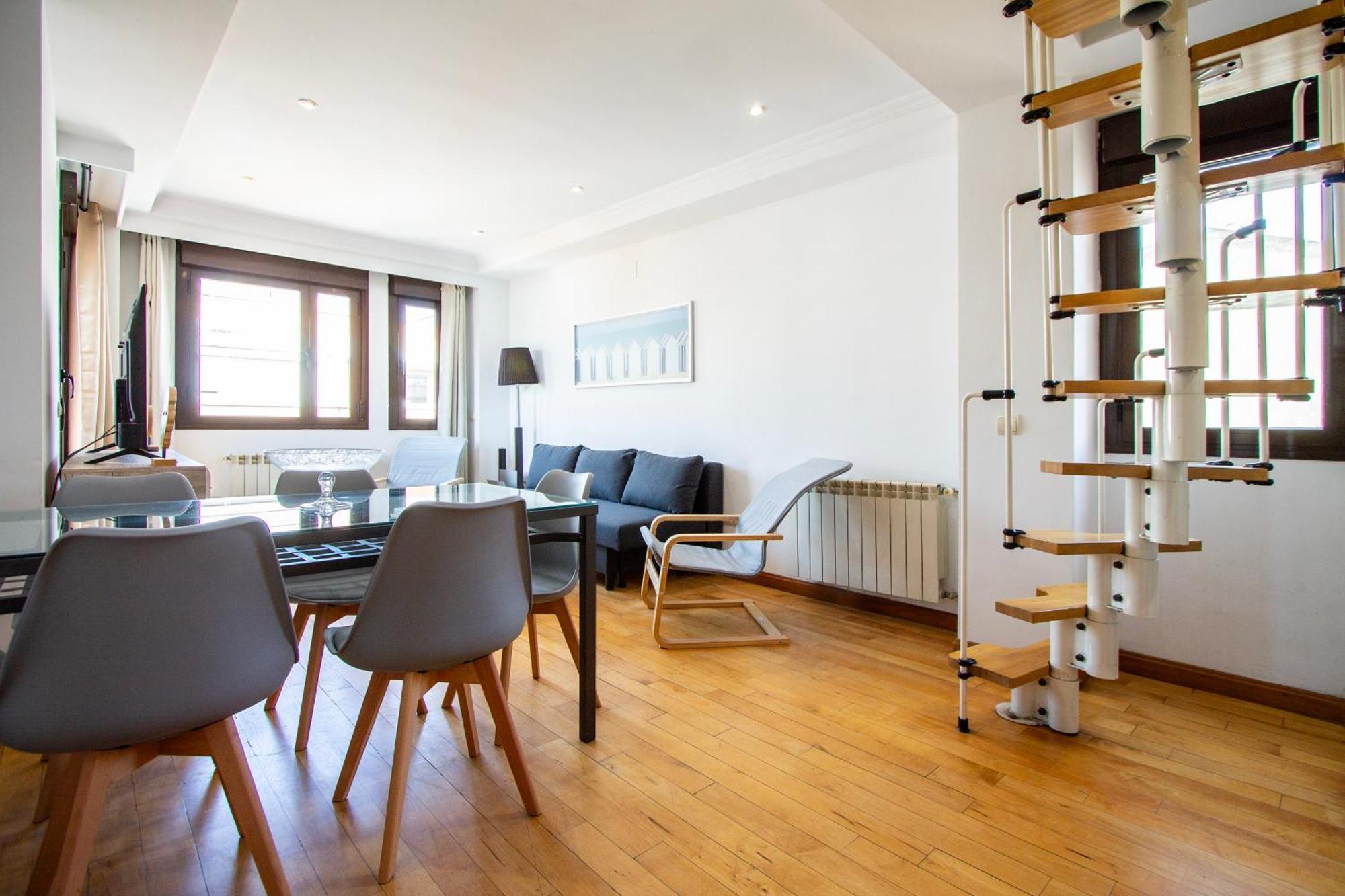 Apartment Adelfas Madrid