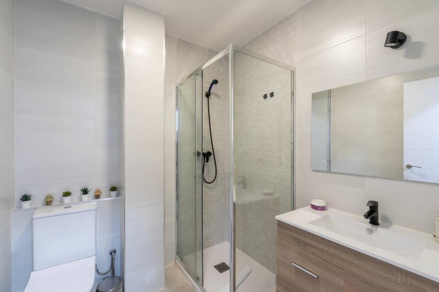 Market Martinez De La Riva III Apartment Madrid