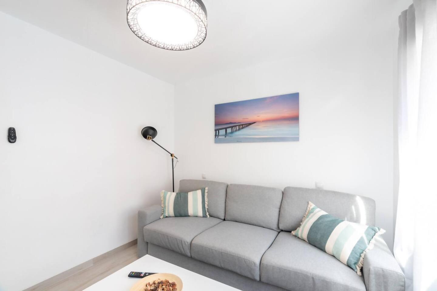 Market Martinez De La Riva III Apartment