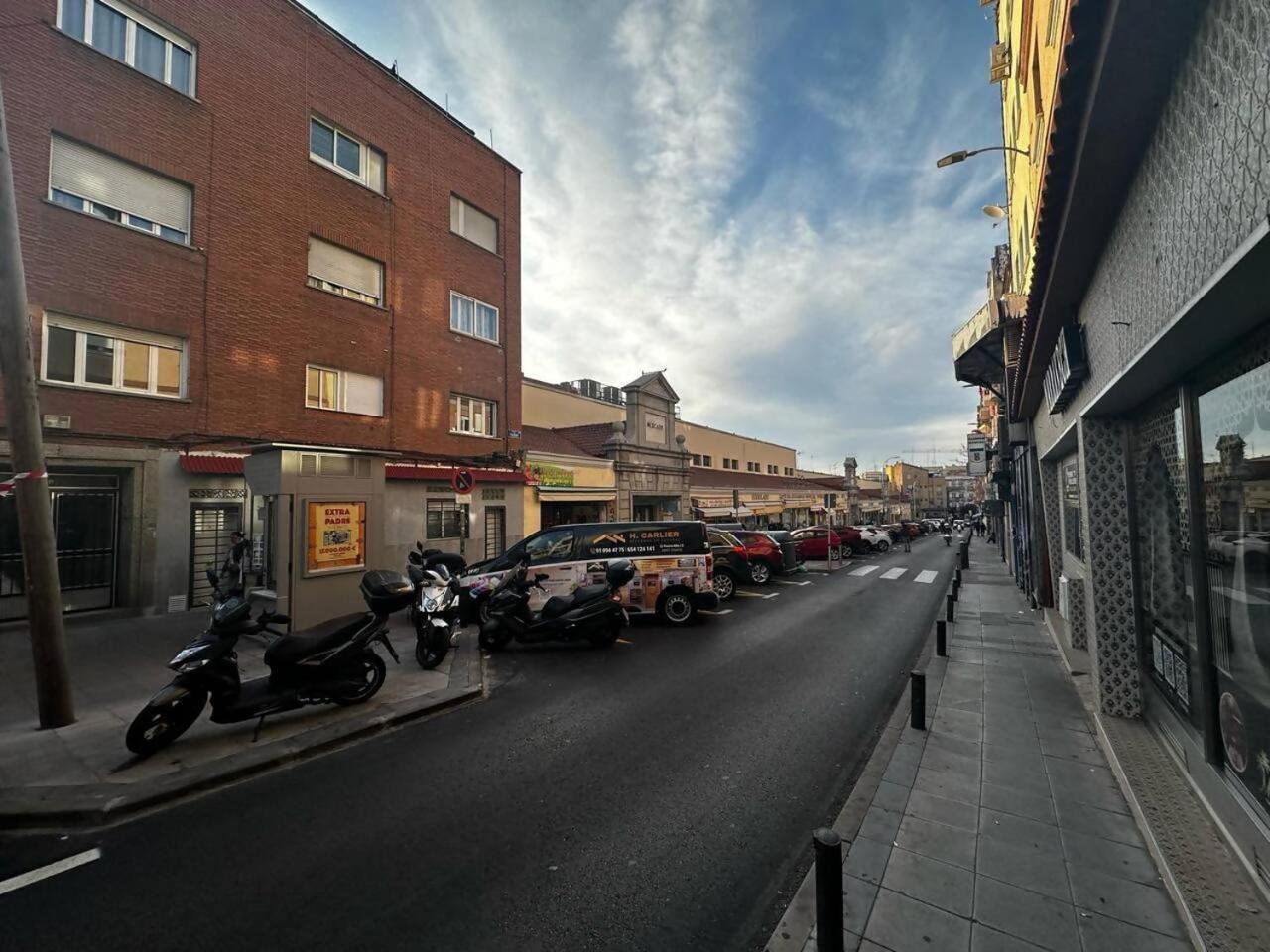 Market Martinez De La Riva III * Madrid