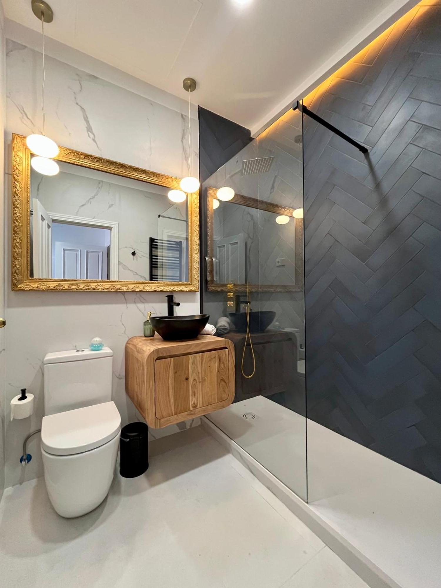Dplace To Be - De Lujo En Centro Historico Apartment Madrid