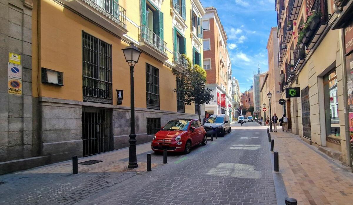 Apartment Temporary In The Center Of Pez14 Madrid