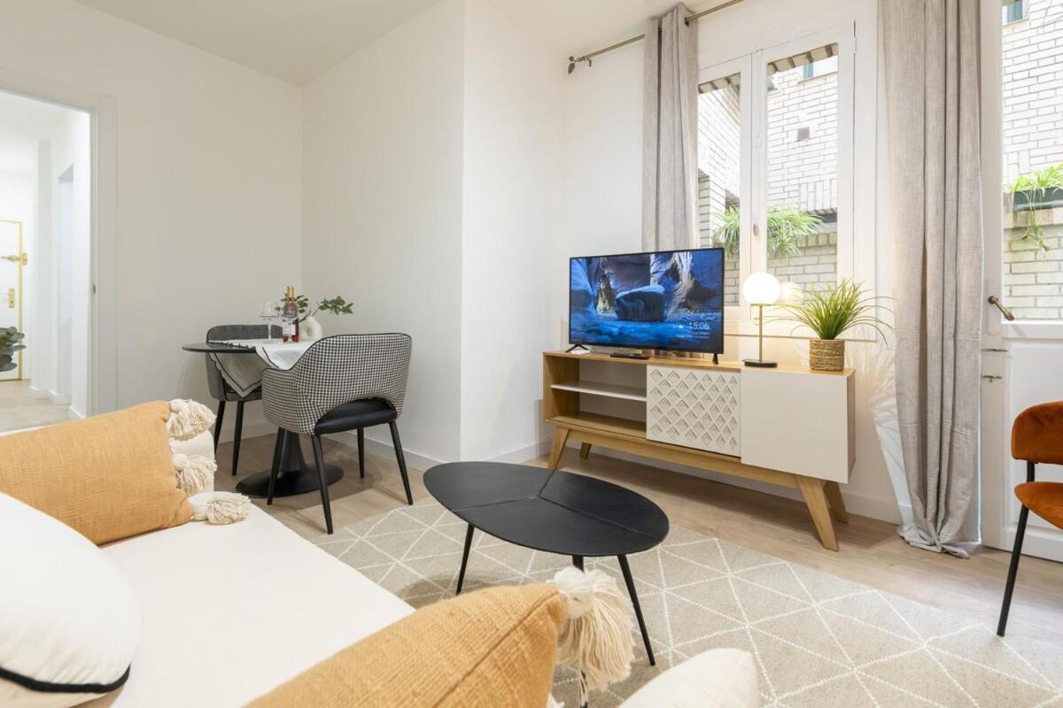 Apartment Temporary In The Center Of Pez14