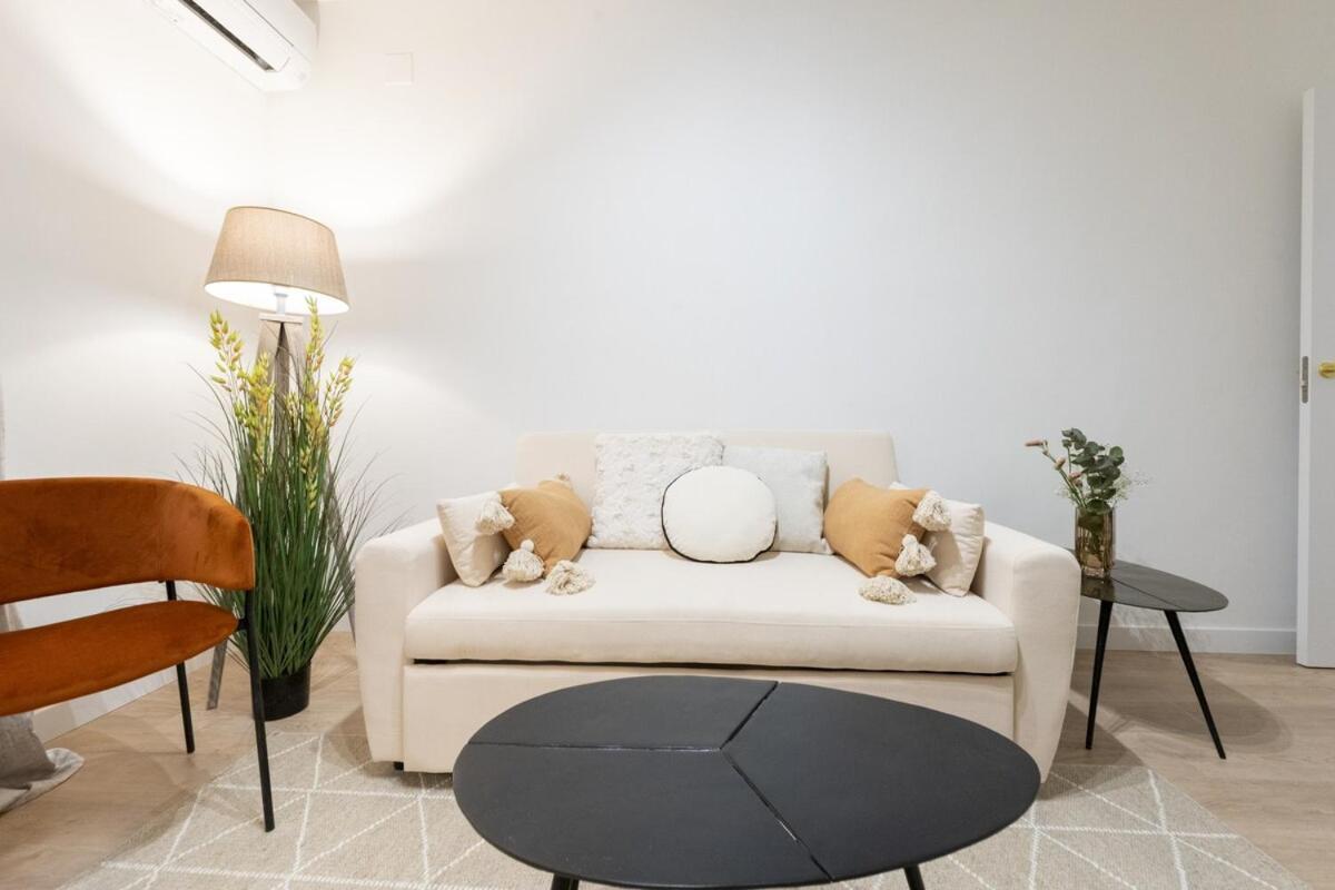Temporary In The Center Of Pez14 Madrid