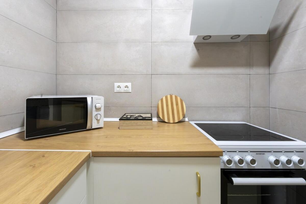 Apartment Temporary In The Center Of Pez14 *