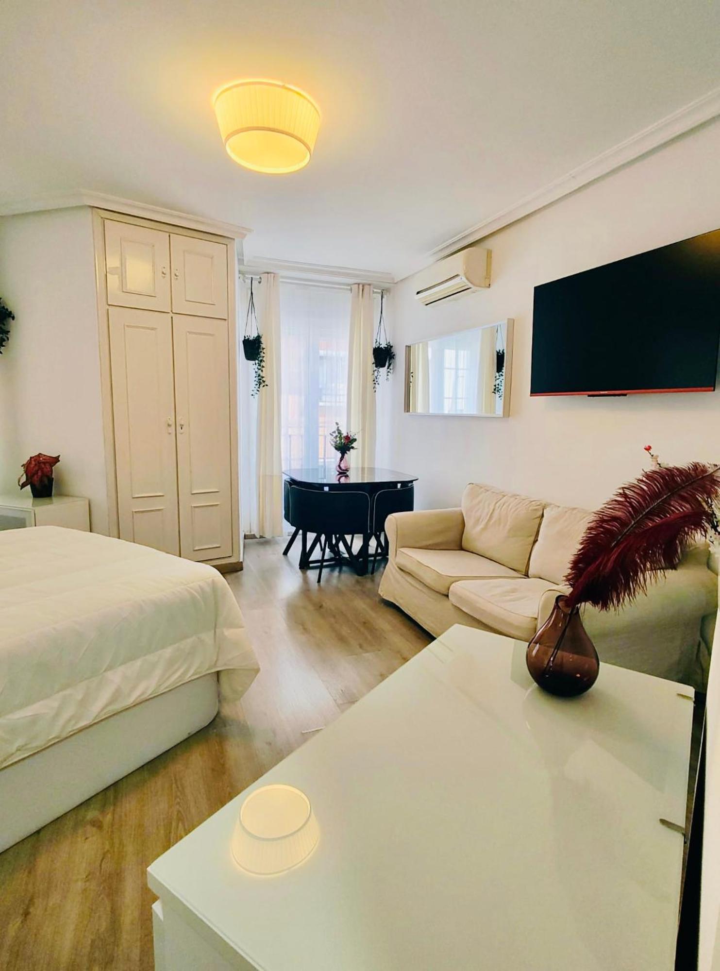 Centro En Gran Via - Callao - Sol Apartment Madrid