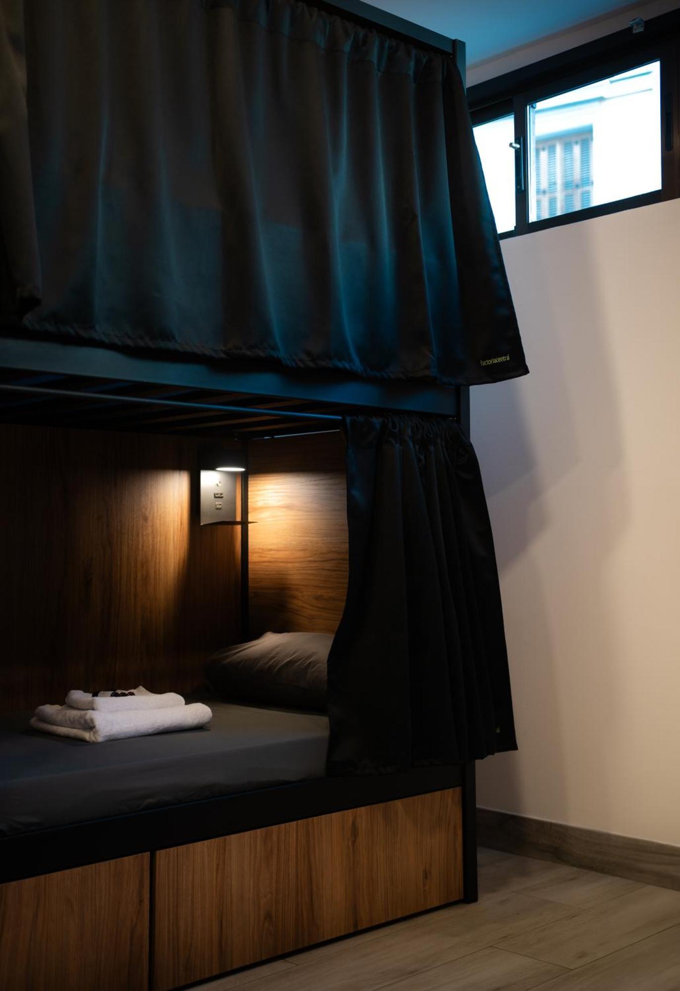 Hostel Only For Women Madrid-sol