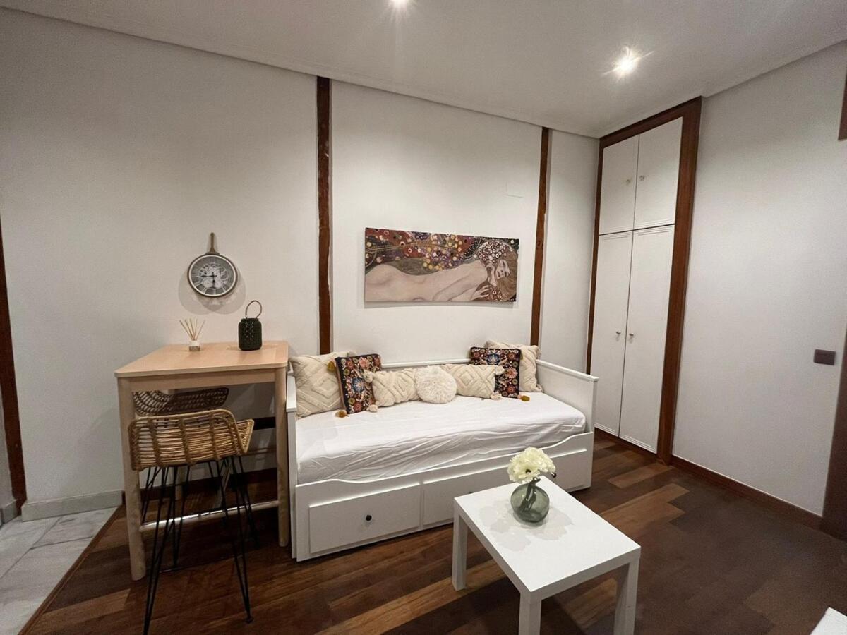 Apartment Coqueto Y Practico En Sol Madrid