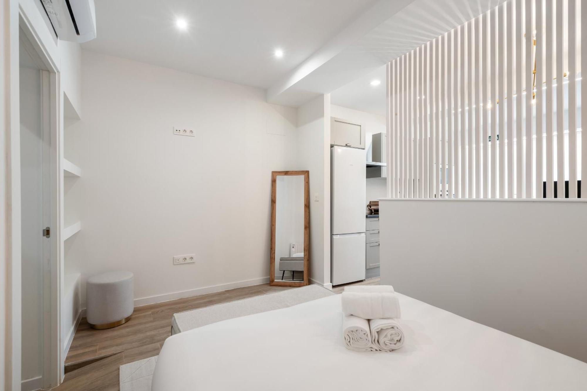Business Reformados Alquiler Temporal Apartment Madrid