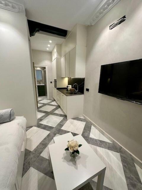 Encantador Estudio En Huertas Madrid
