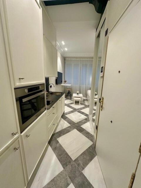 Encantador Estudio En Huertas Apartment