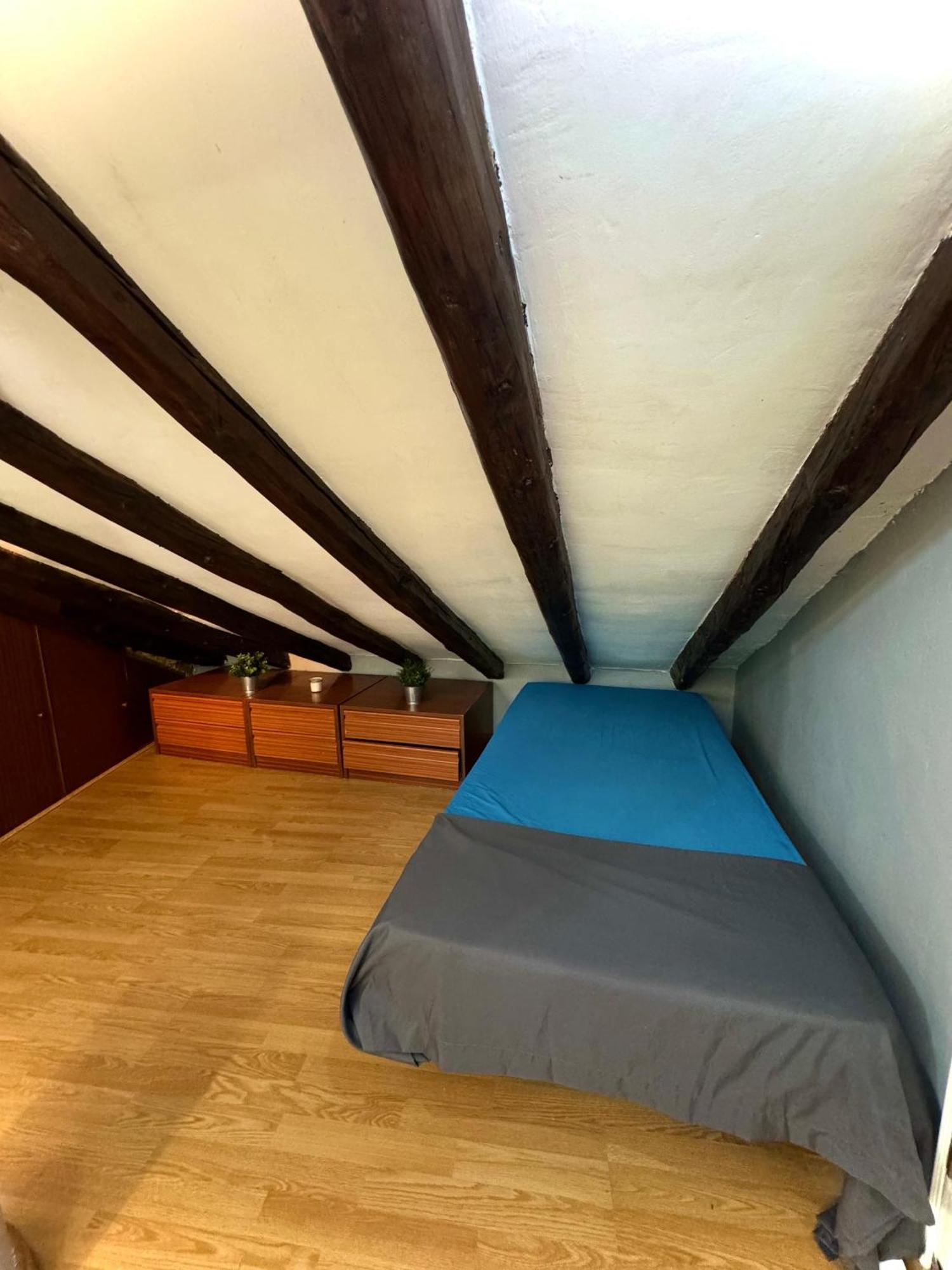 Atico Con Encanto En Malasana - Quedate En El Corazon De Apartment Madrid