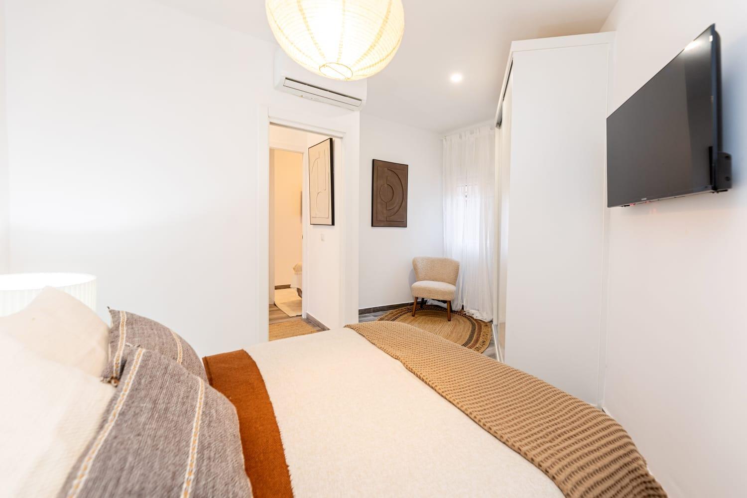 Bright Duplex In Residential Tetuan *