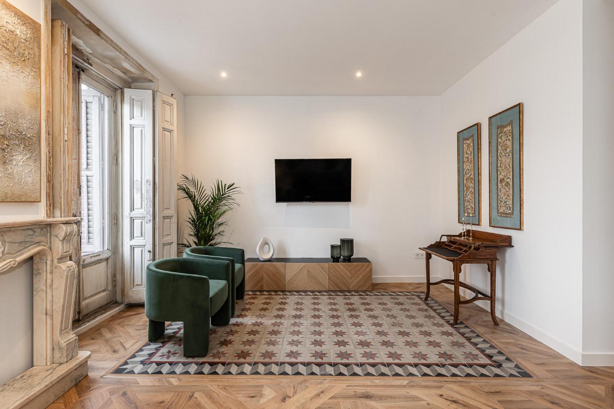 Apartment Queens Plaza Mayor Iv - Alquiler Corta Duracion