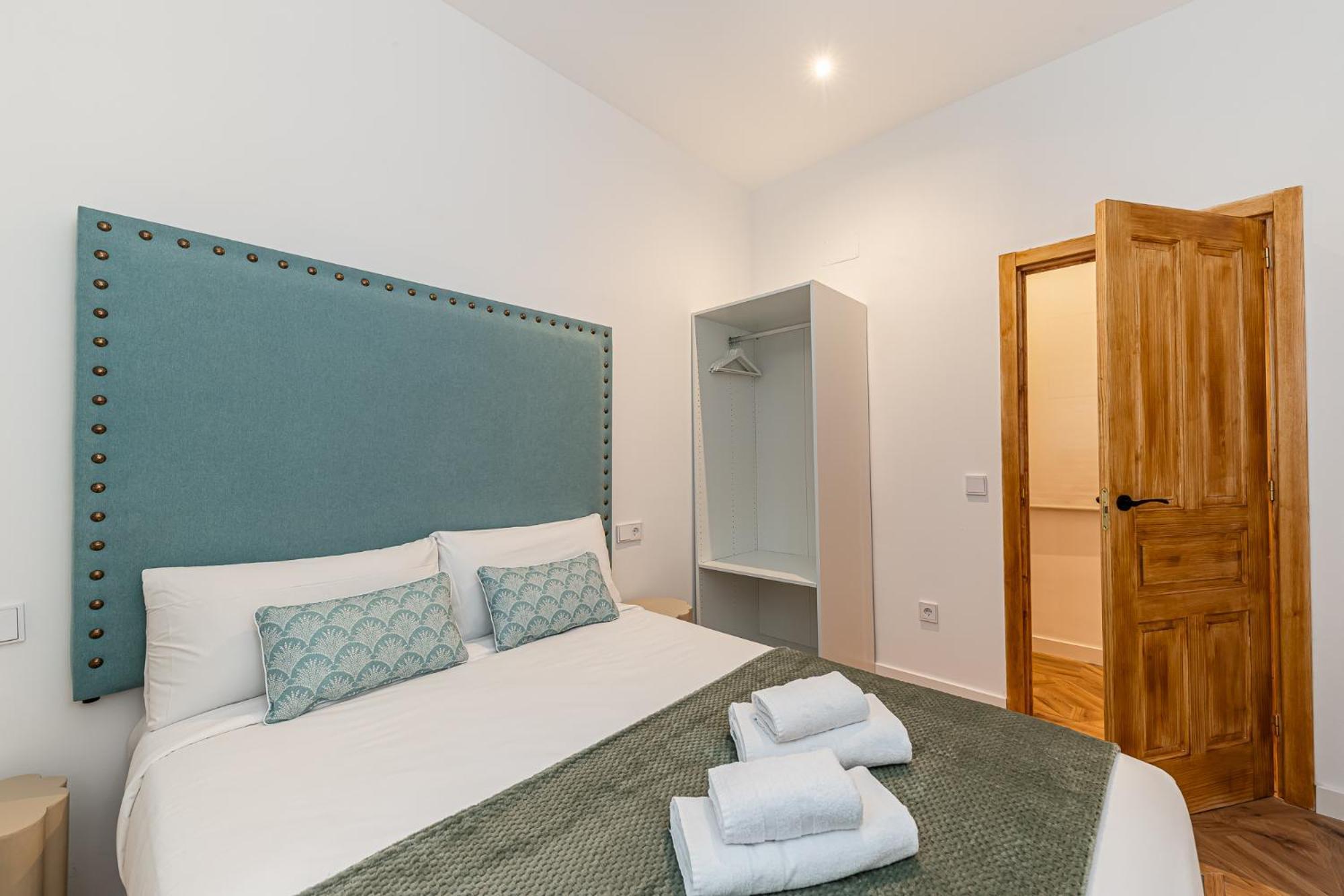 Queens Plaza Mayor Iv - Alquiler Corta Duracion Apartment Madrid