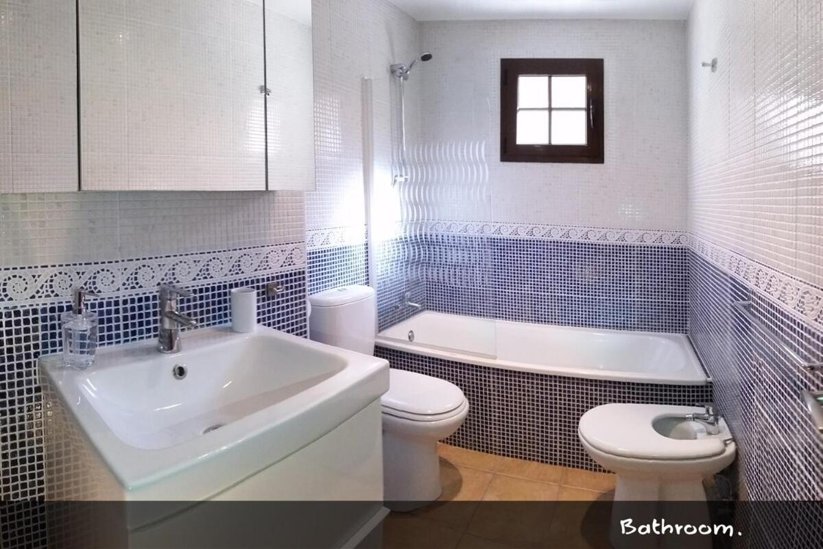 Cotillobay I And Ocean View Terrace * Madrid