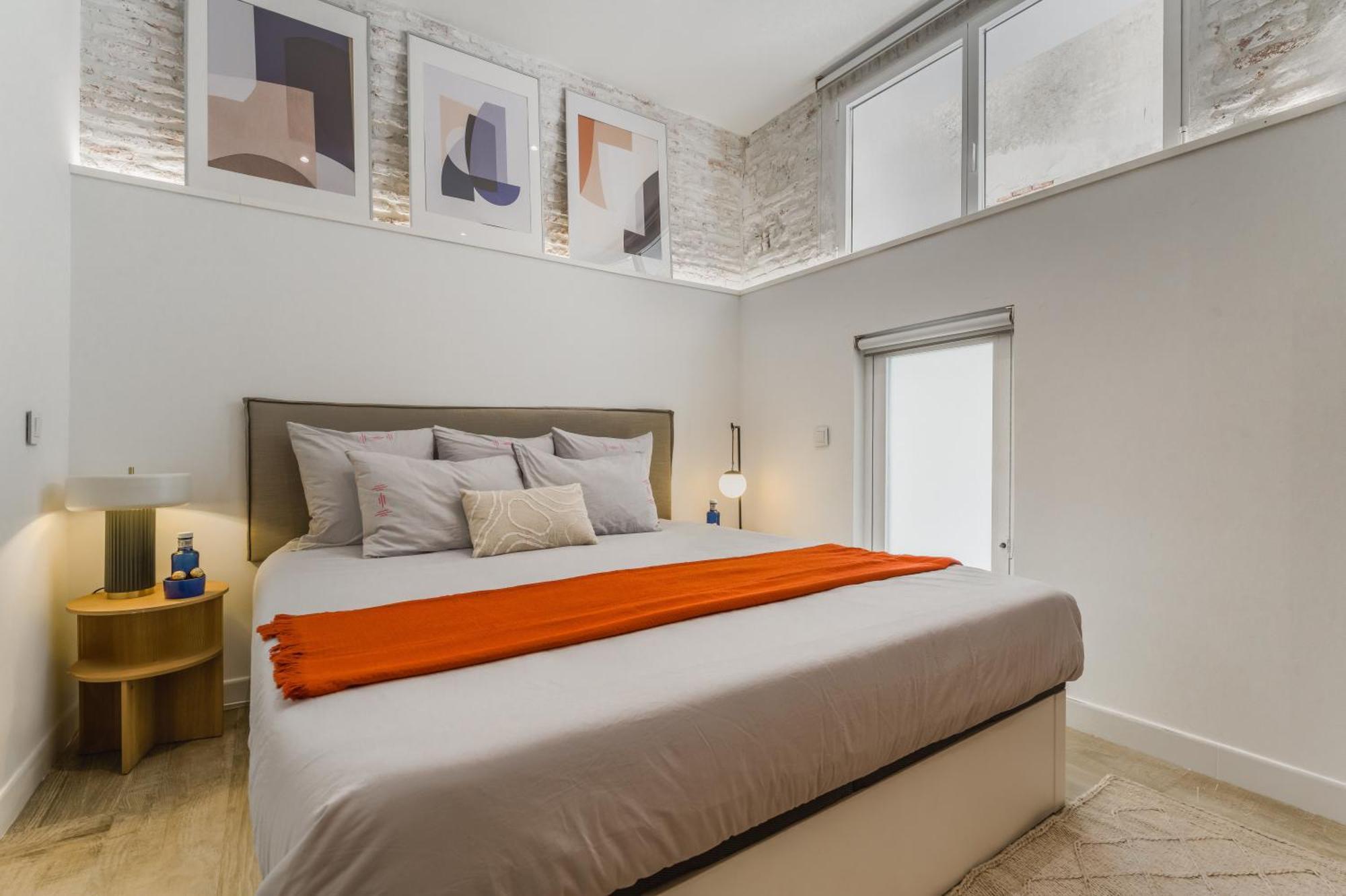 Apartment 3min Walk - Retiro & Atocha - Luxury District And Desk Madrid