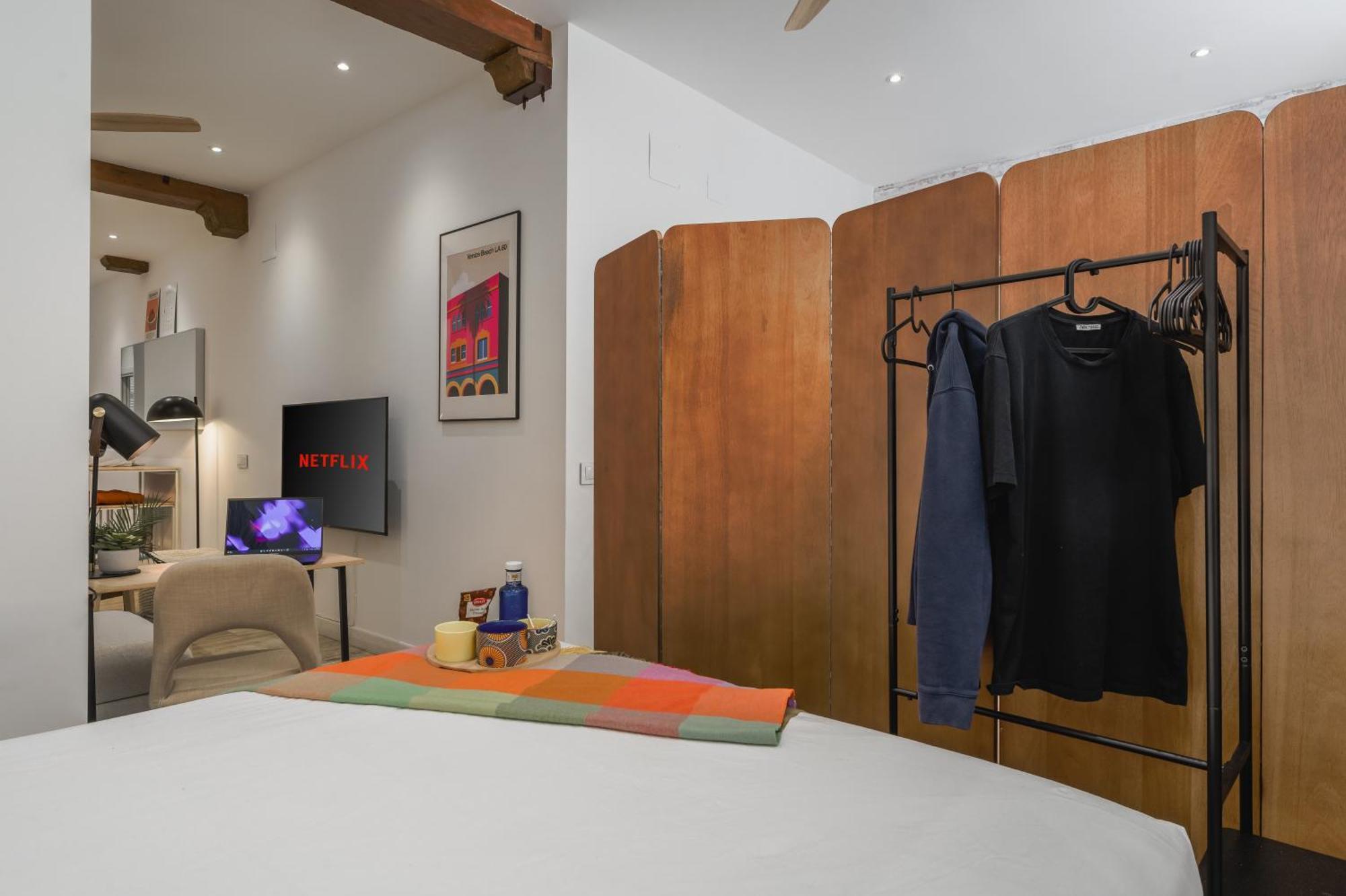 Apartment 3min Walk - Retiro & Atocha - Luxury District And Desk Madrid