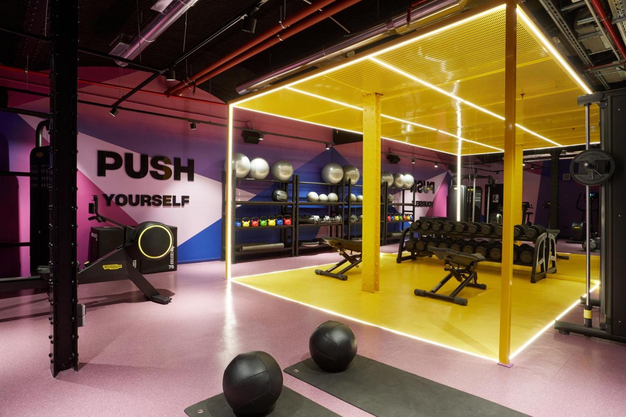 Aparthotel The Social Hub Extended Madrid