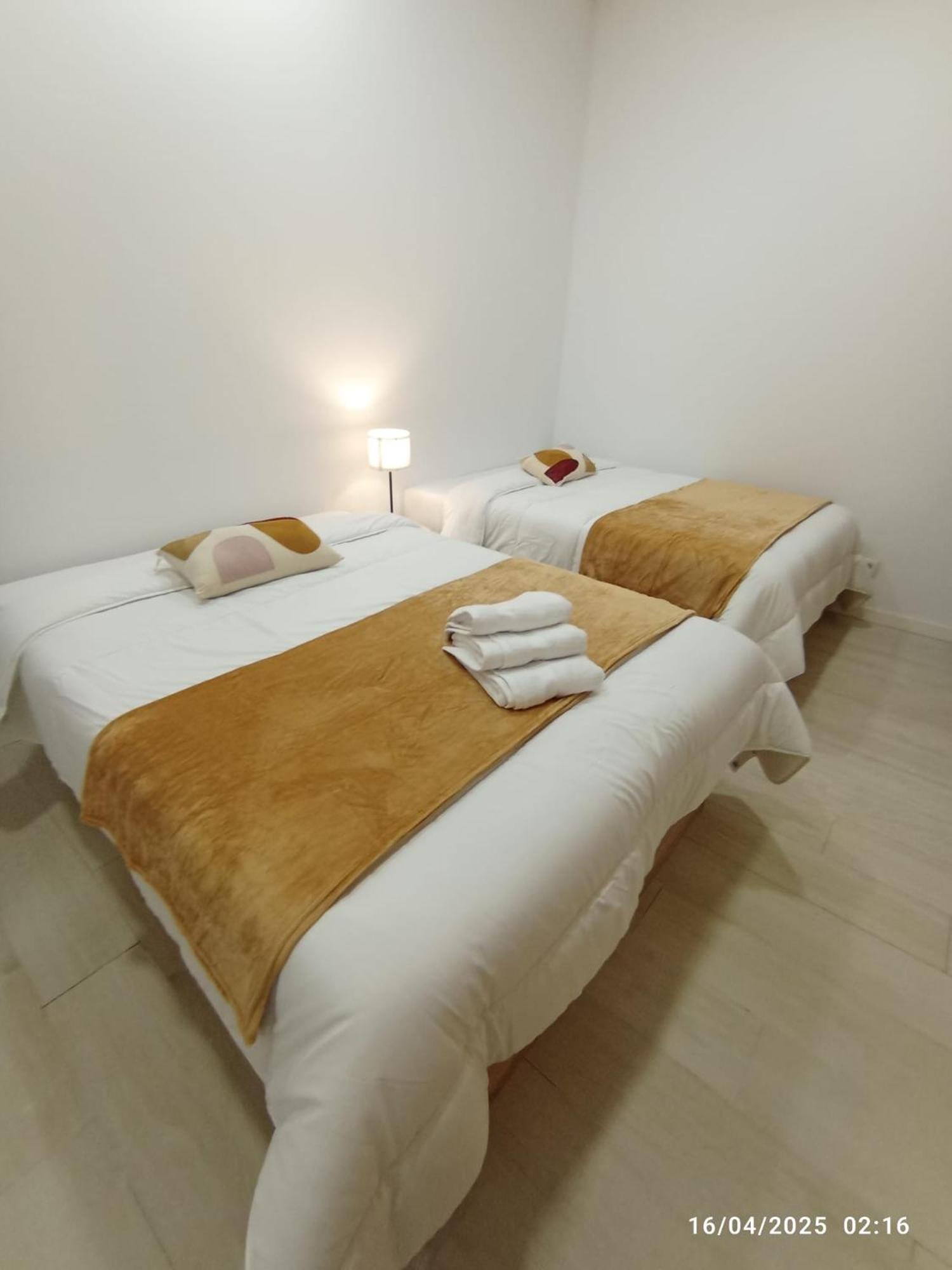 Hostel Alexa Host