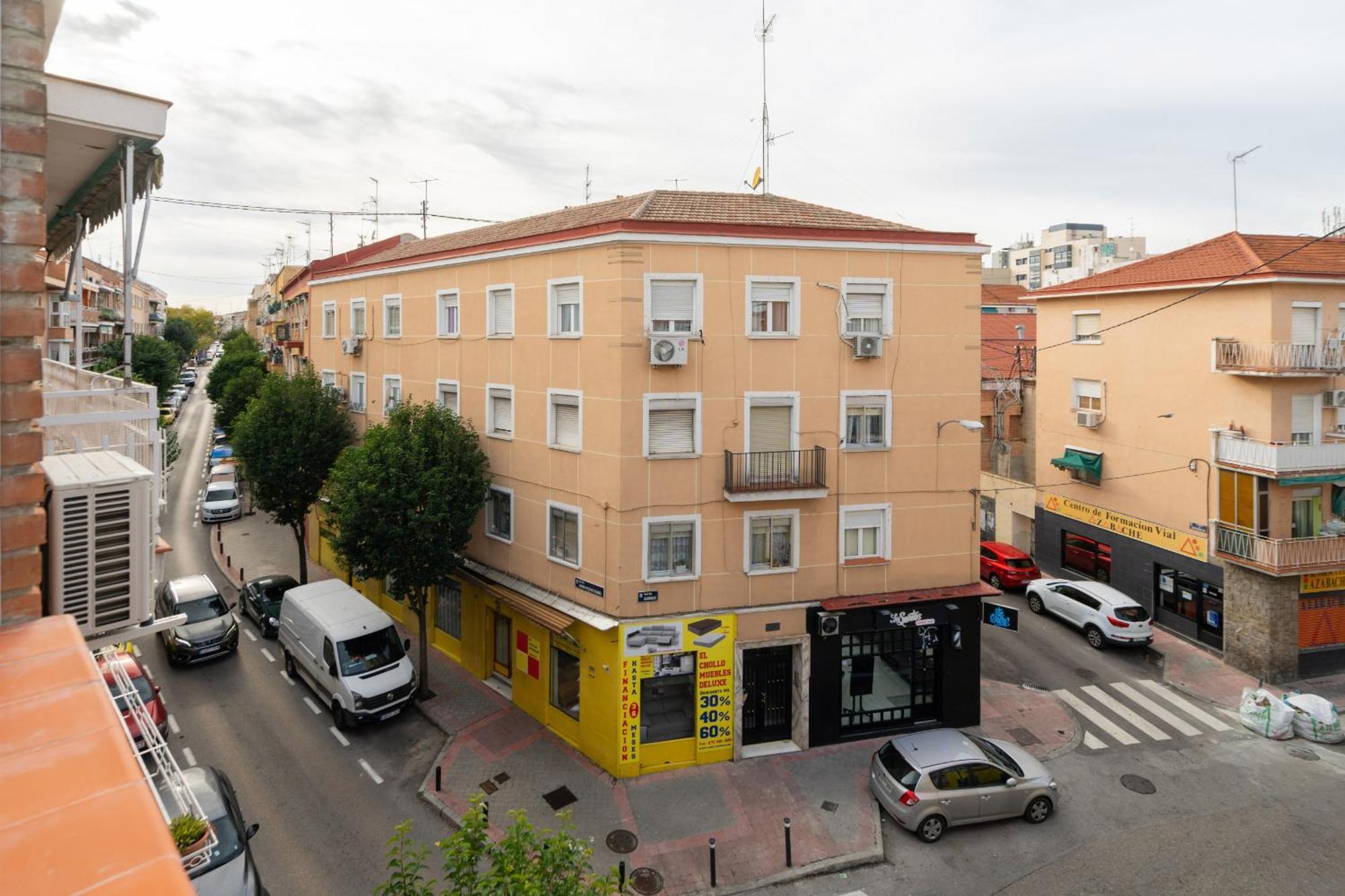 Riverside Con Parking Incluido Alquiler Temporal Apartamento *