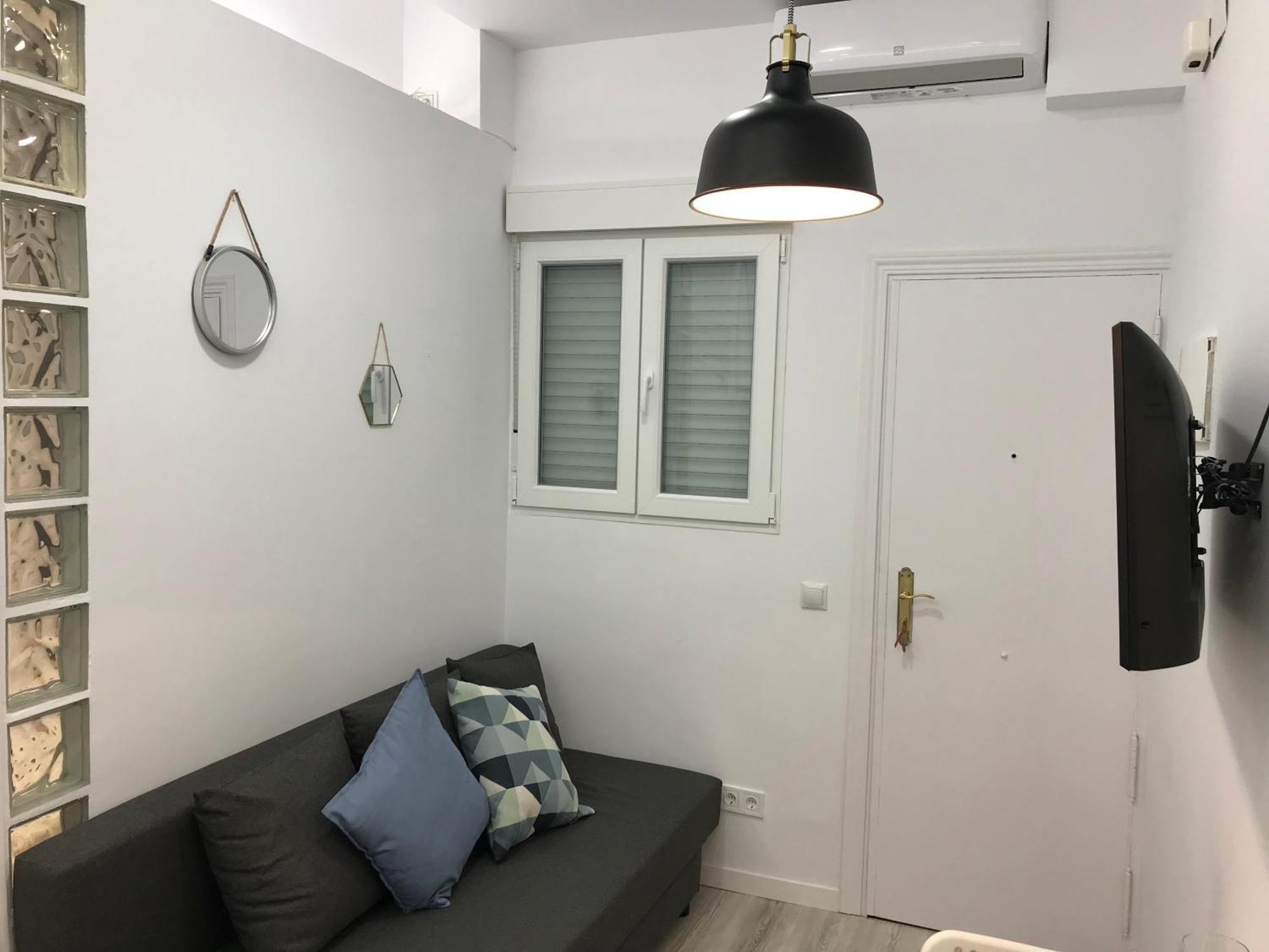 - Muy Centrico, Ac, Smart Tv, Wi-fi Apartment Madrid