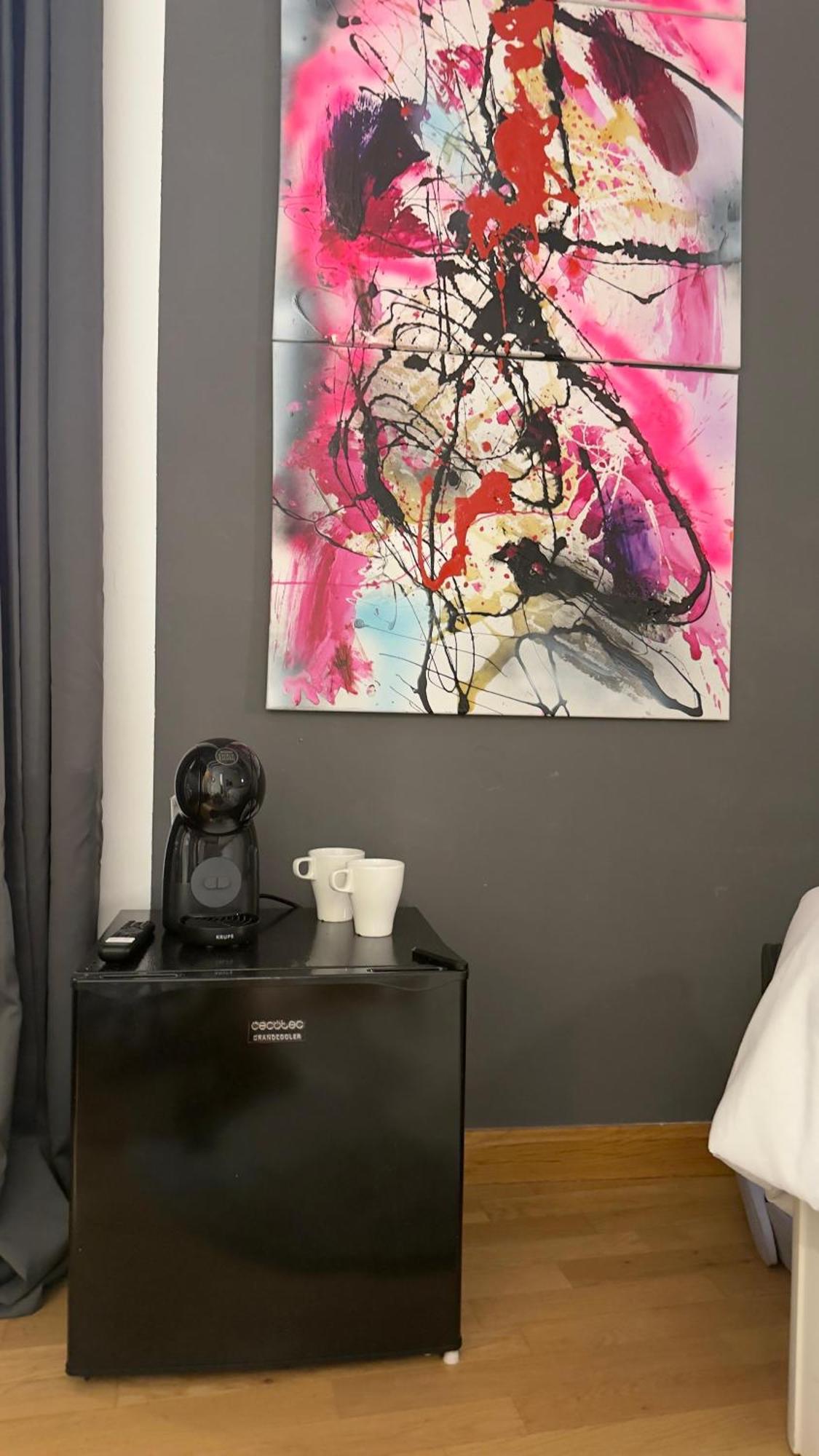 Luxury B2 Homestay Madrid