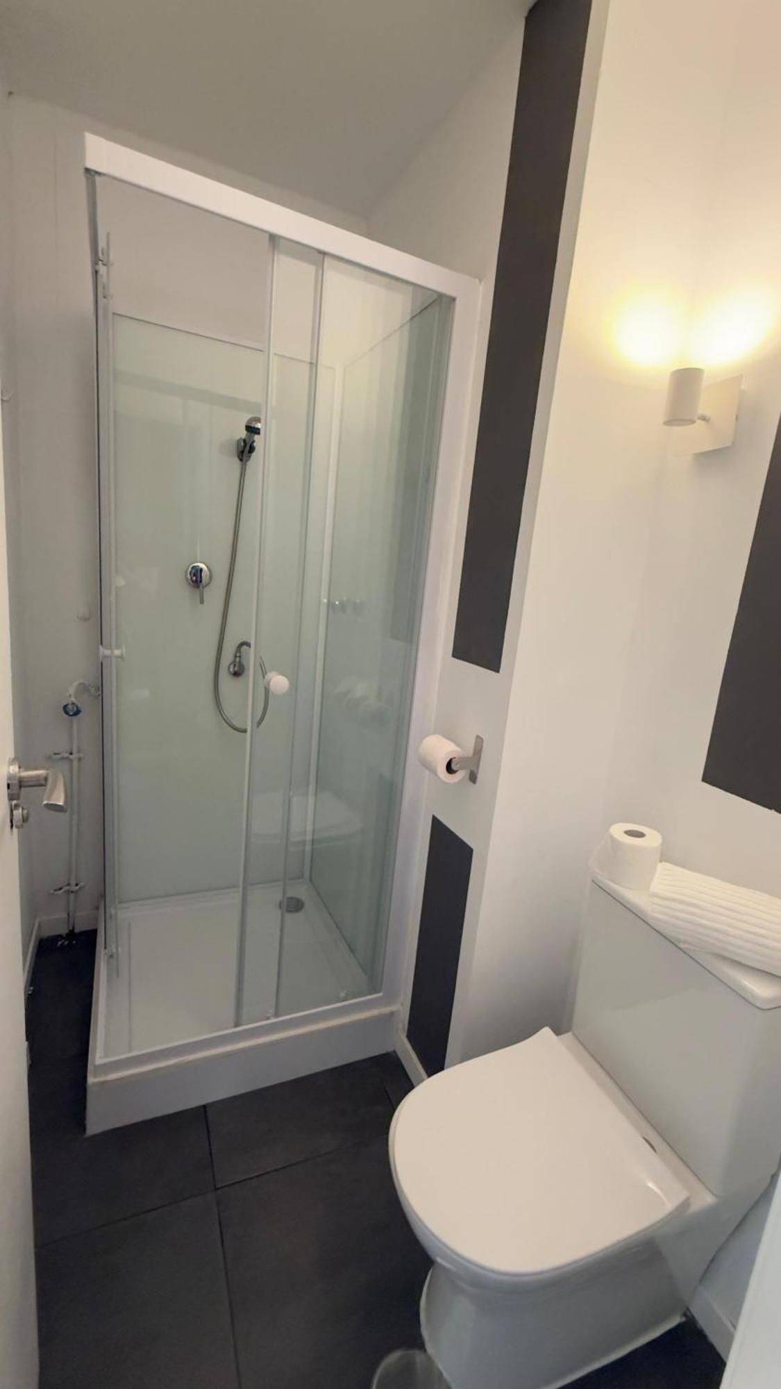 Luxury B2 Homestay