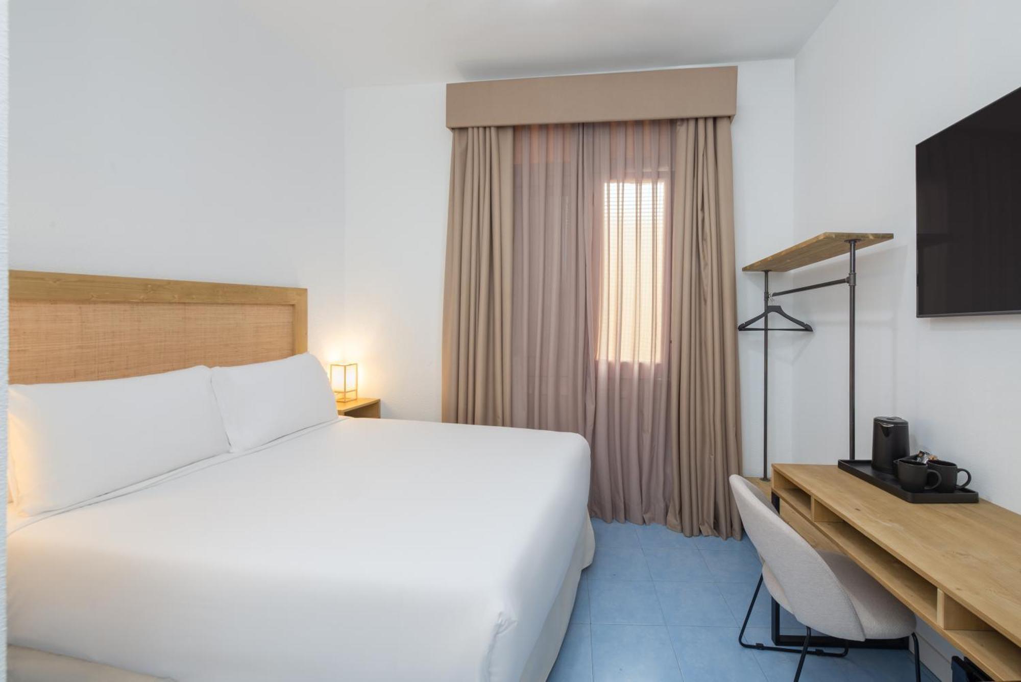 Hotel Luthia Puerta Del Sol Madri