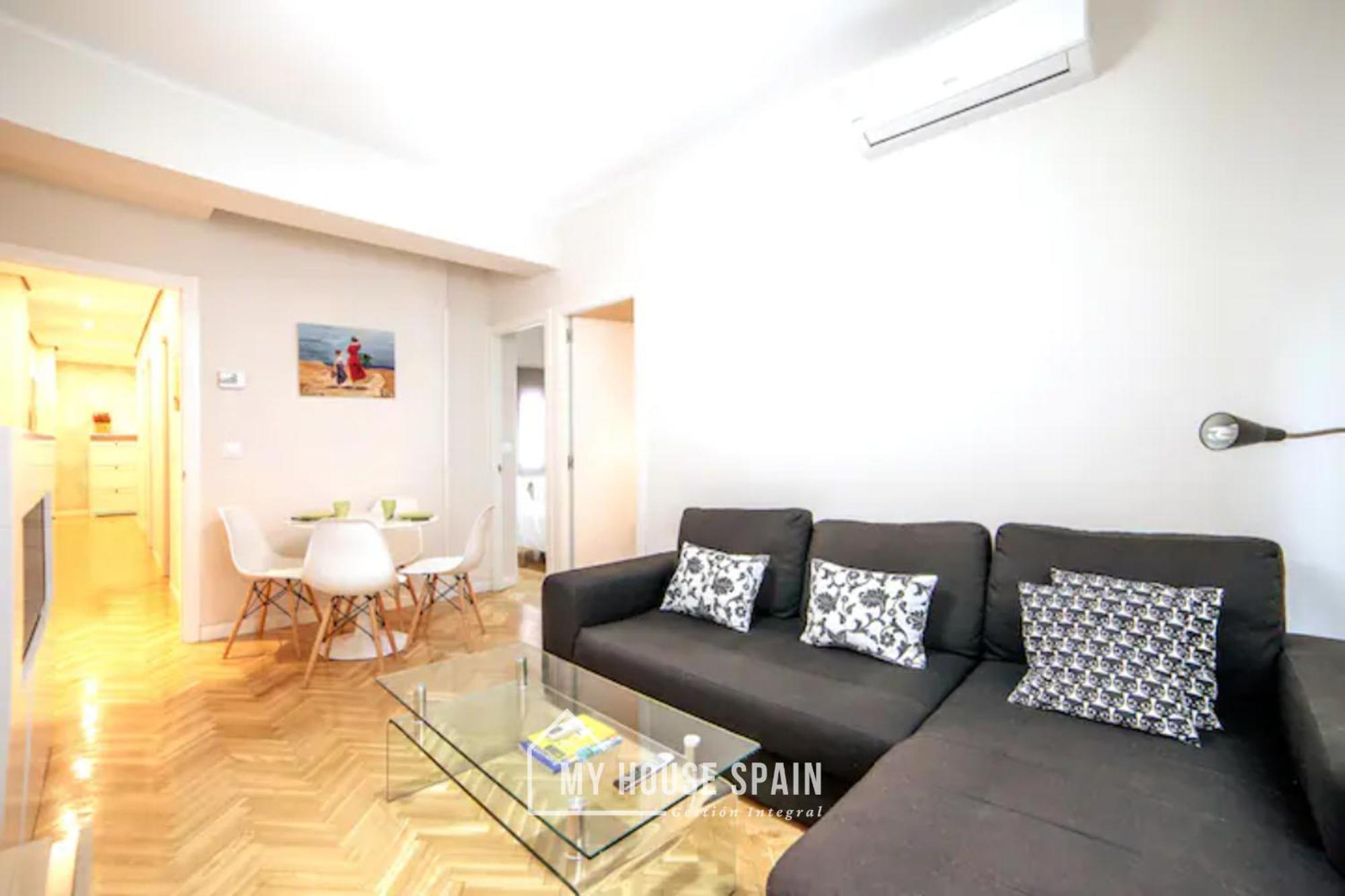 Superb Close To Center Apartamento