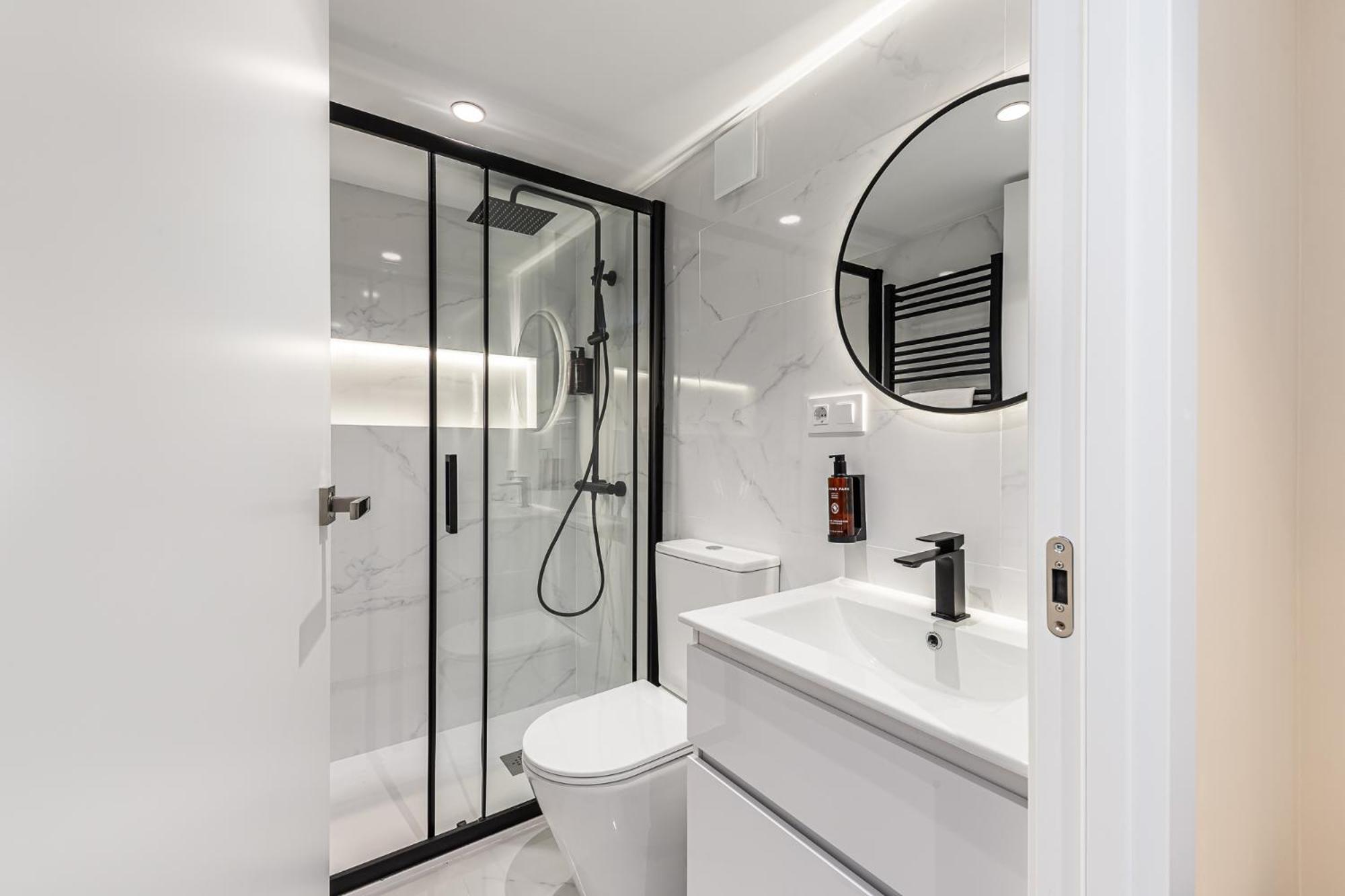 Apartment Waou Essence V Anton Martin