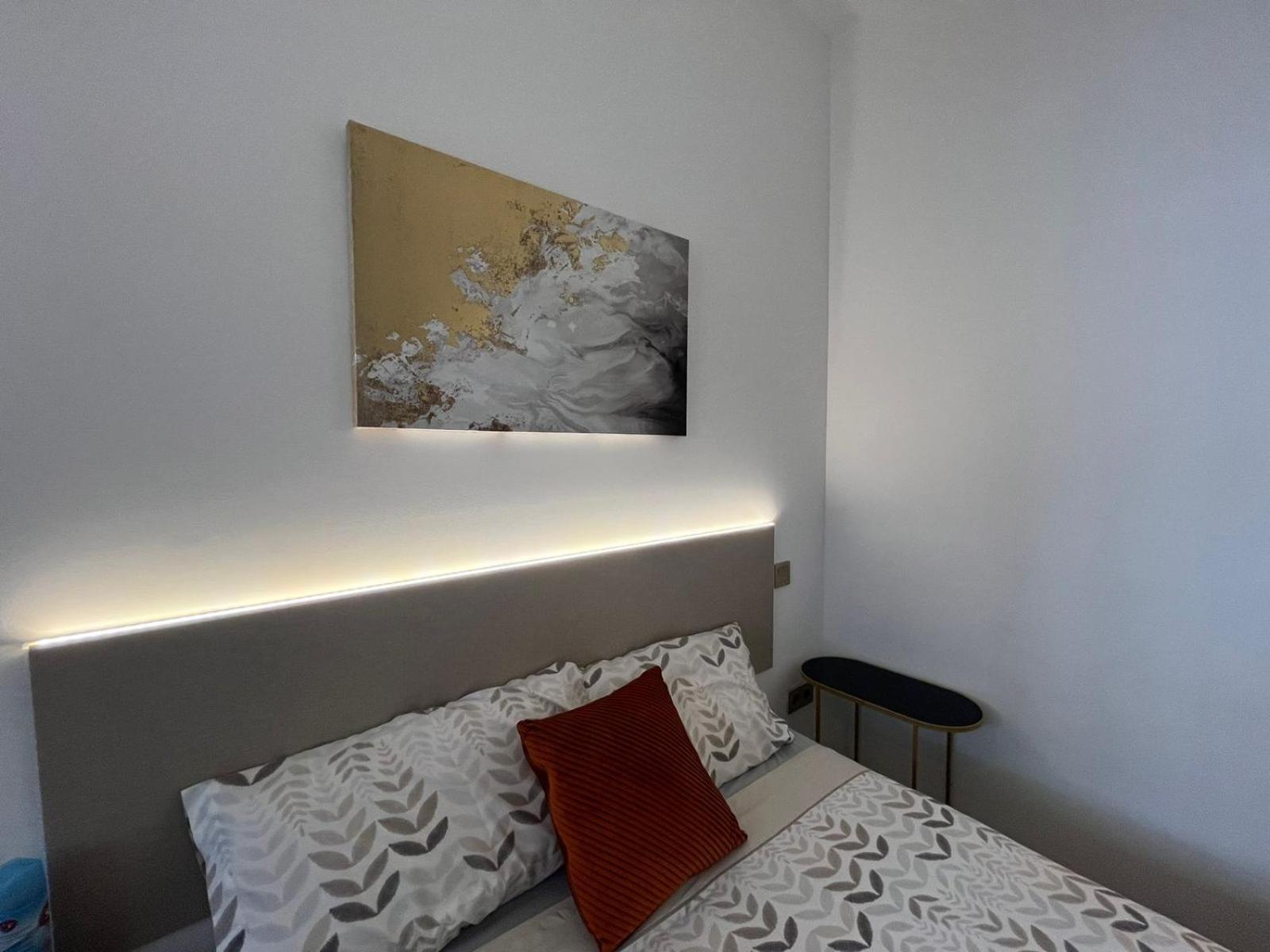 Loft12 Luxury Plaza Mayor Apartment *
