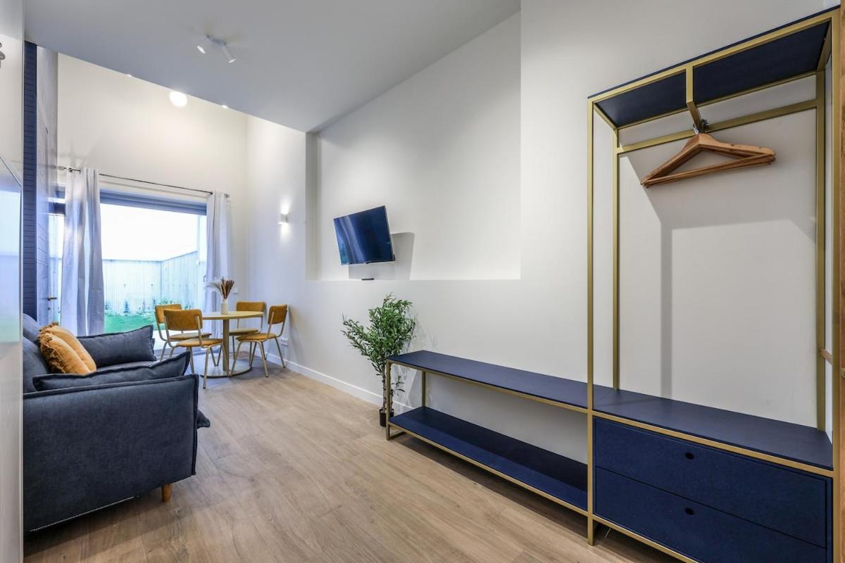 Chic Steps From Gran Via Apartment Madrid