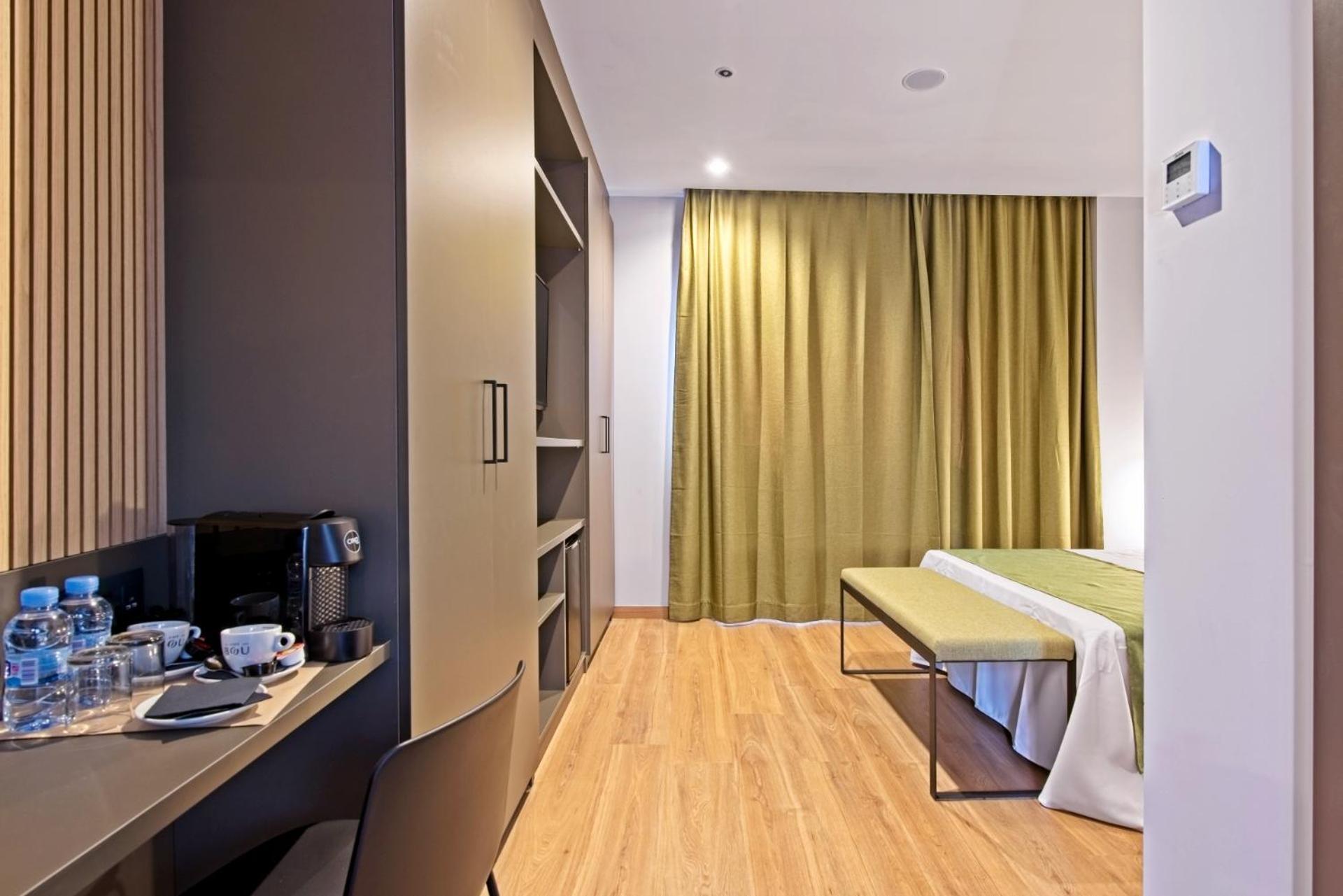 Dwo Colours Alcala Hotel 4*