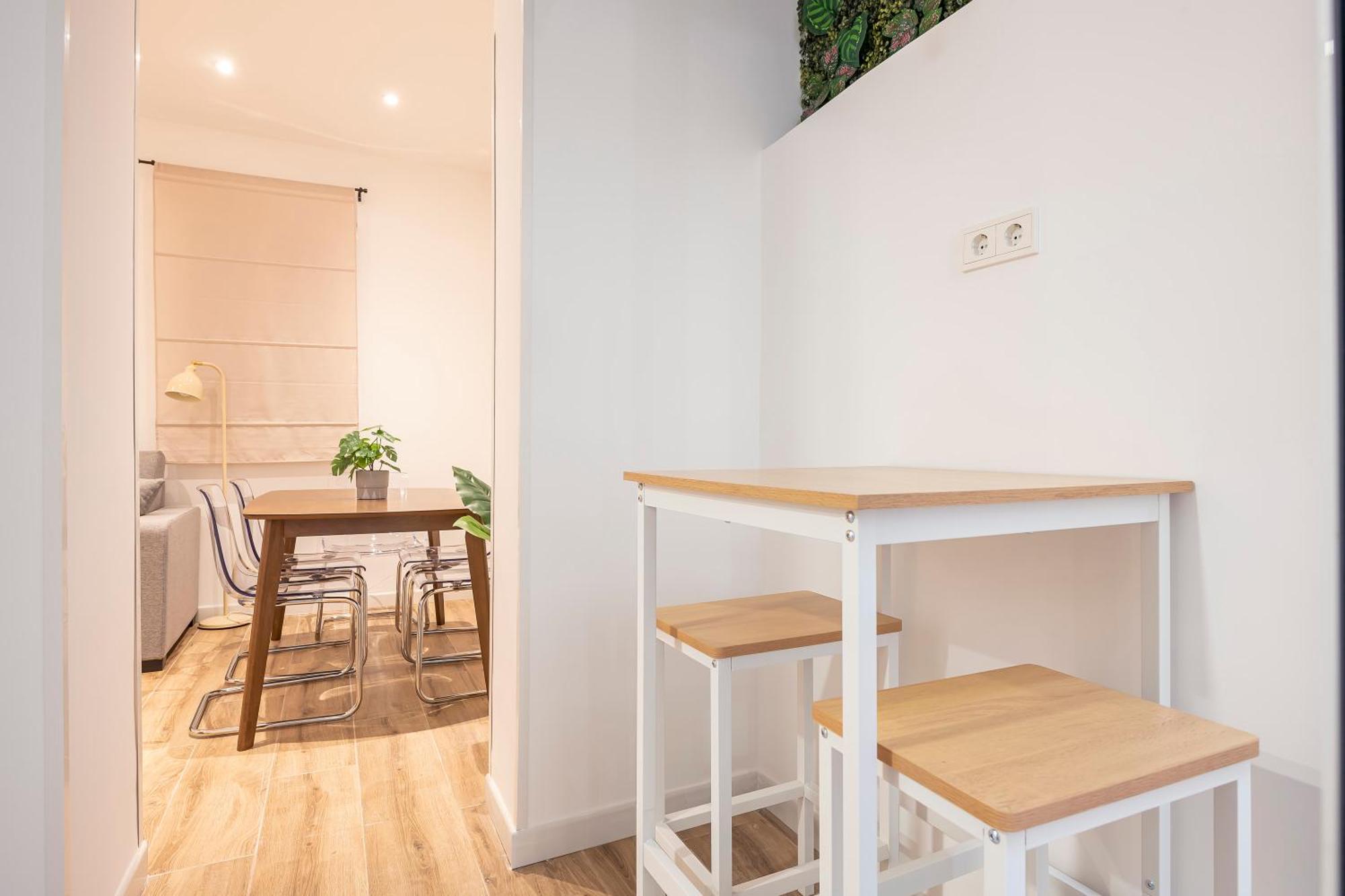 Apartment Exclusivo En El Retiro By Bebalmy *