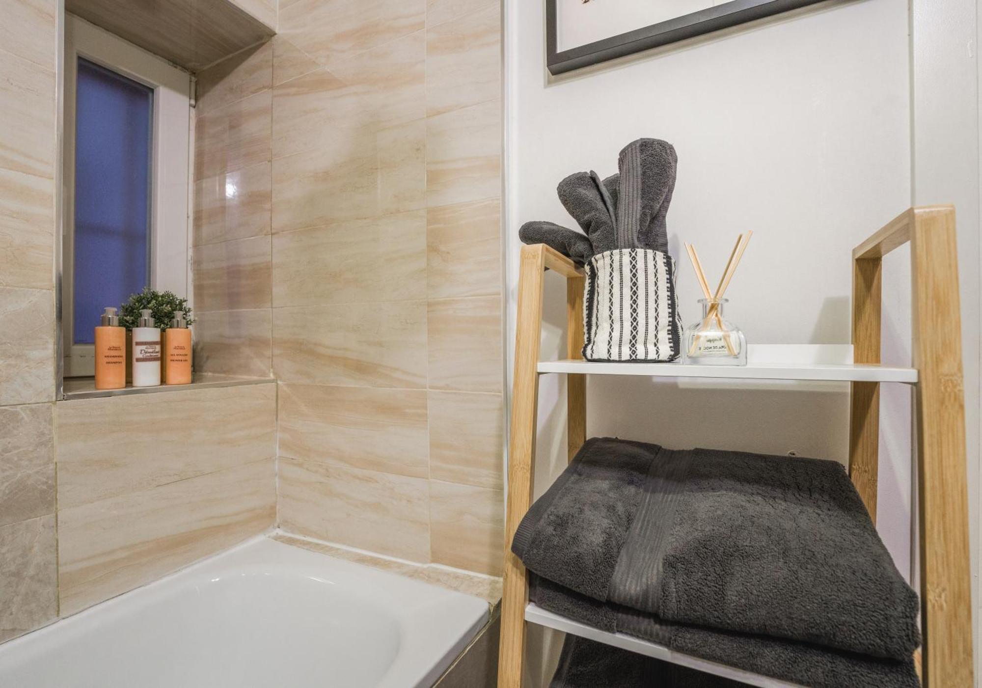 Luxury 120 M2 Famous Designer Flat In Madrid's Golden Triangle * Madrid