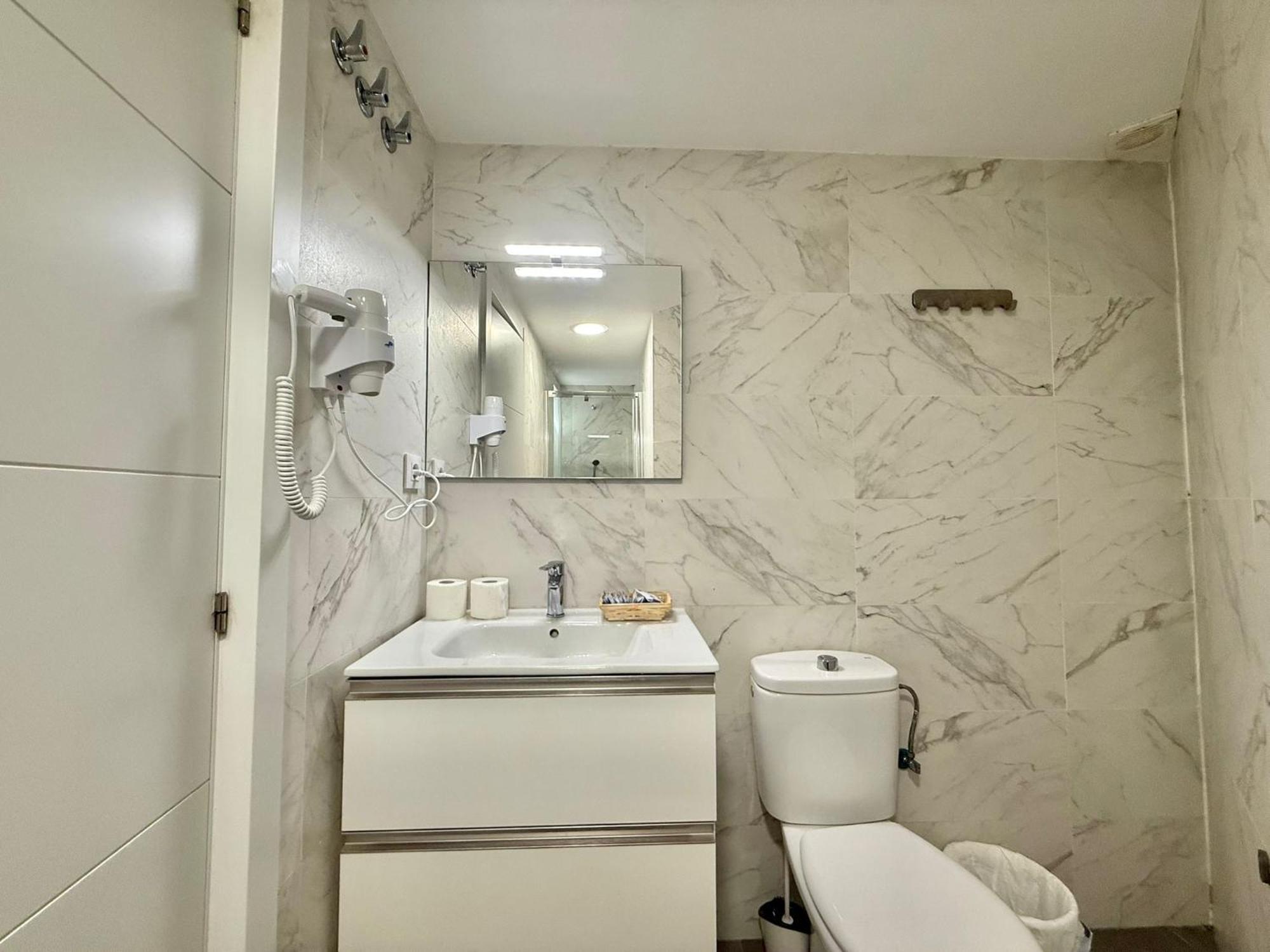 Aluche Aparment B Apartment Madrid