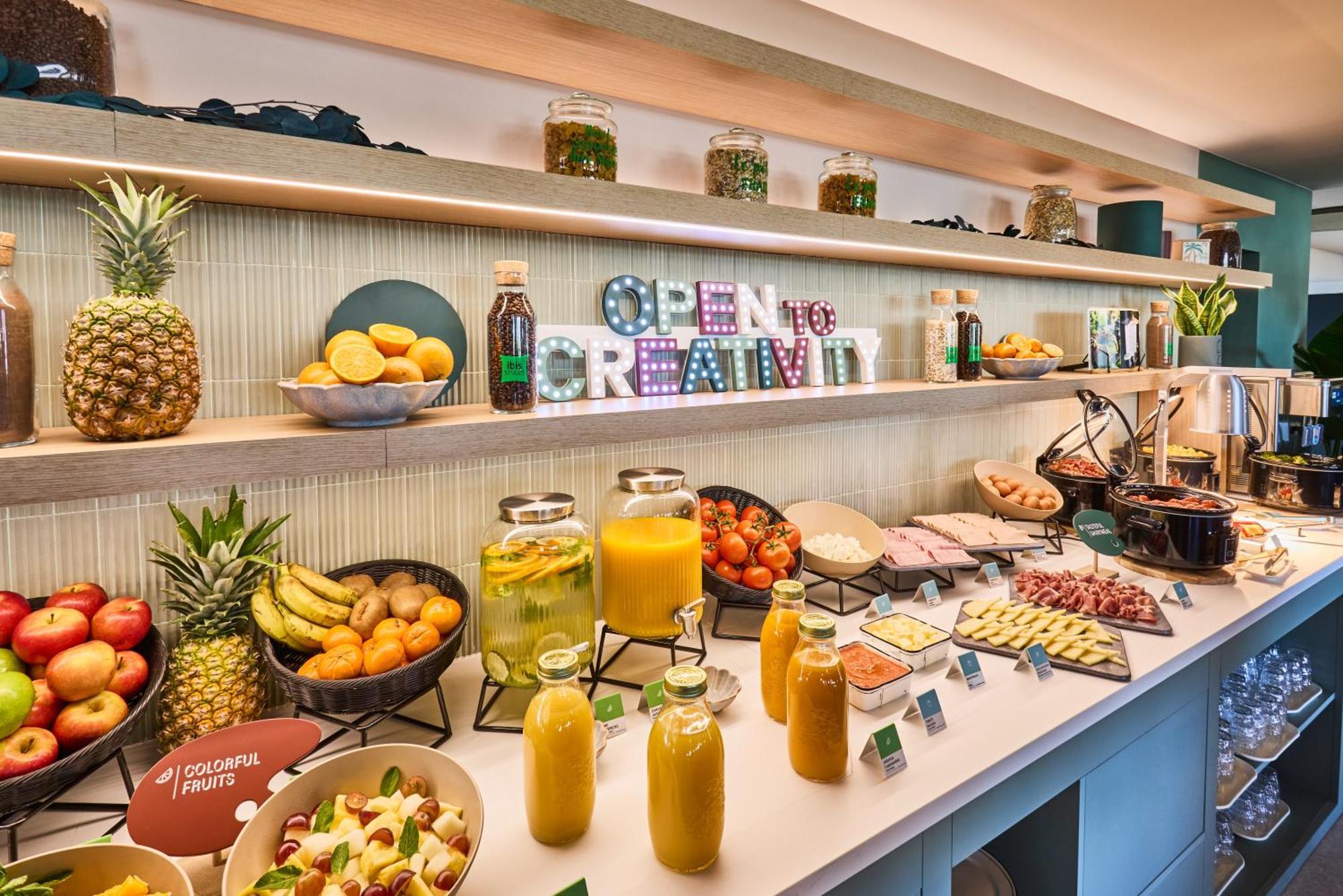Ibis Styles Airport Valdebebas Hotel