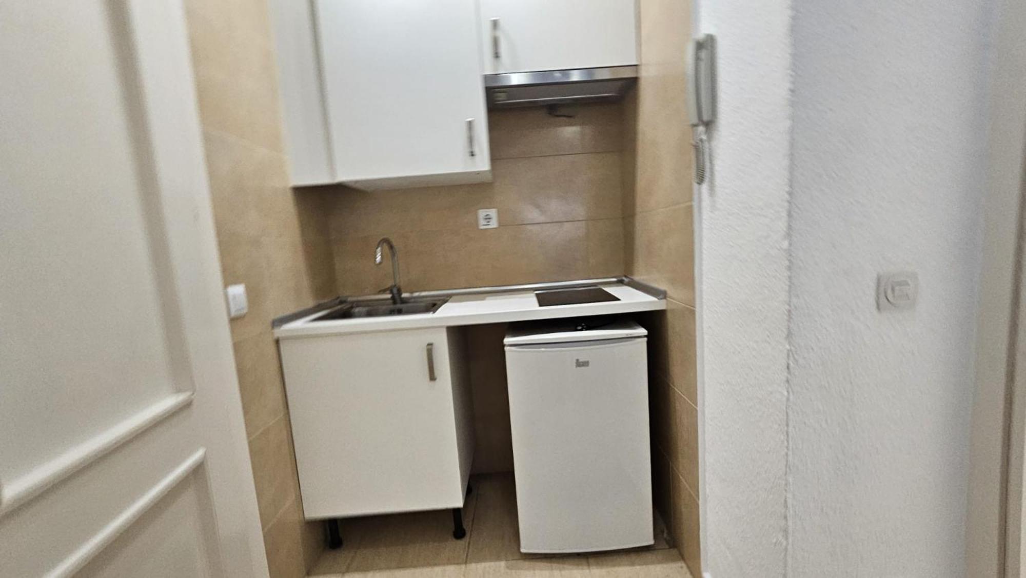 Classy I - Ferga Apartment Madrid