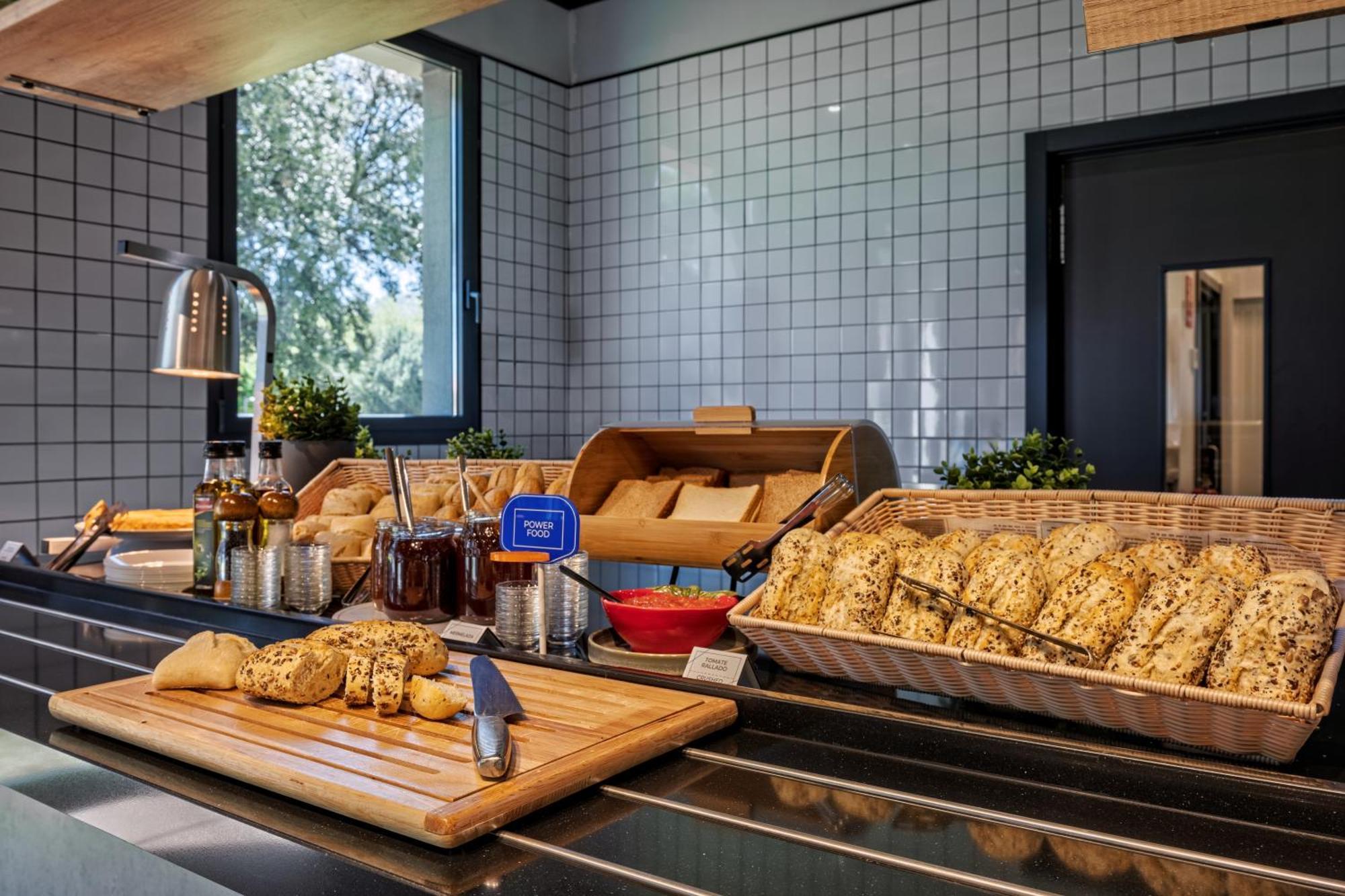 Hotel Ibis Budget Aeropuerto *