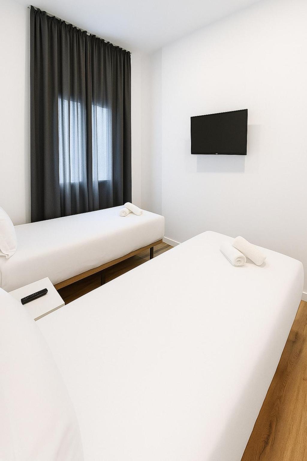 Bernabeu Guest house *