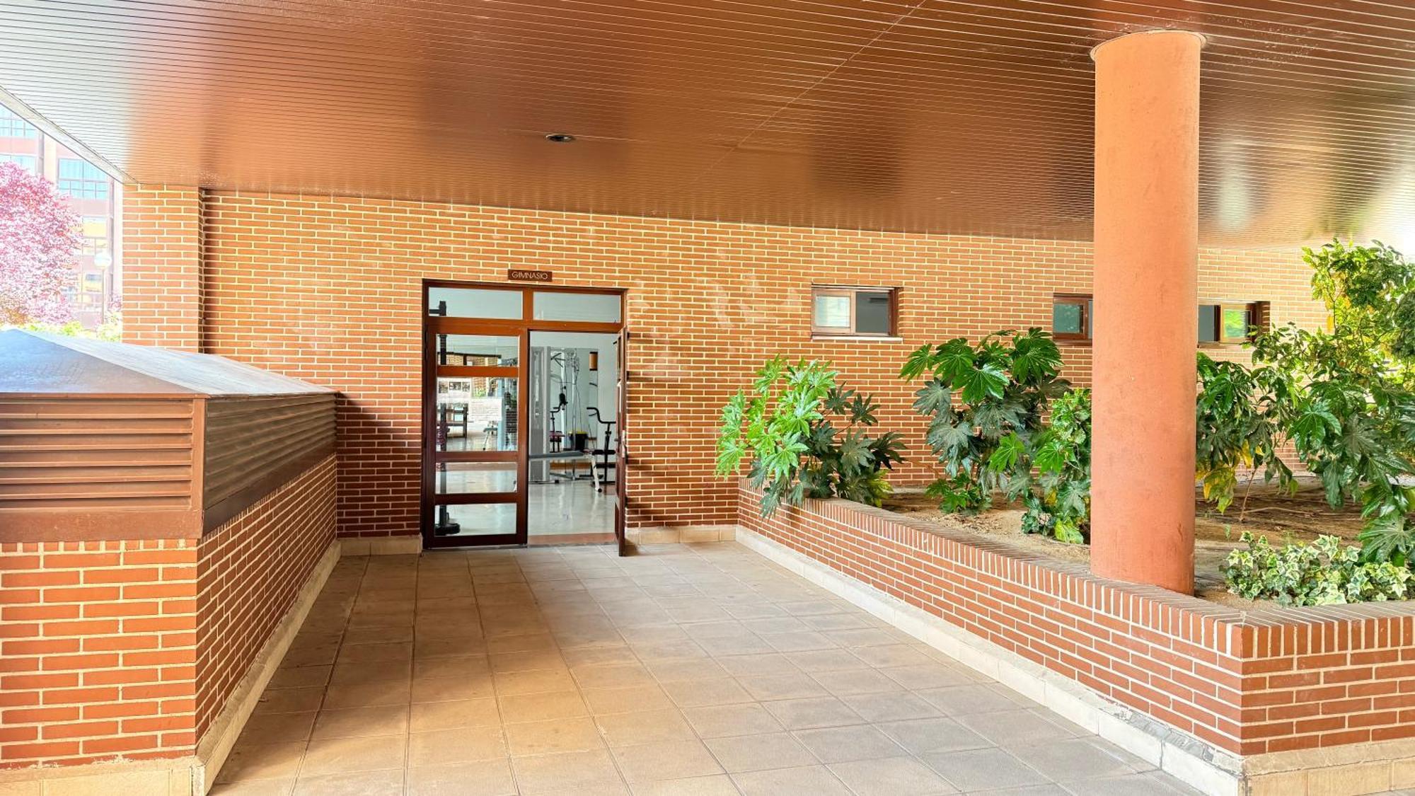 House Boutique , Aeropuerto , Ifema *