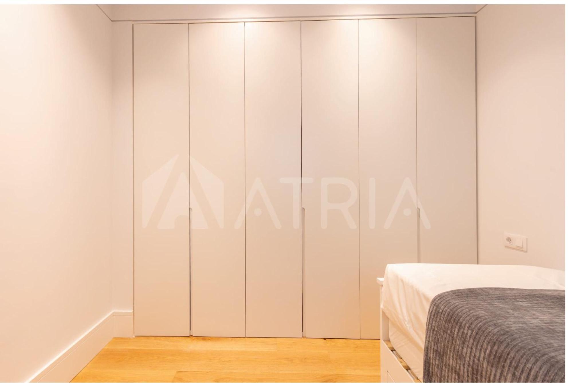 Stylish 2br - Be Grand Apartment Madrid
